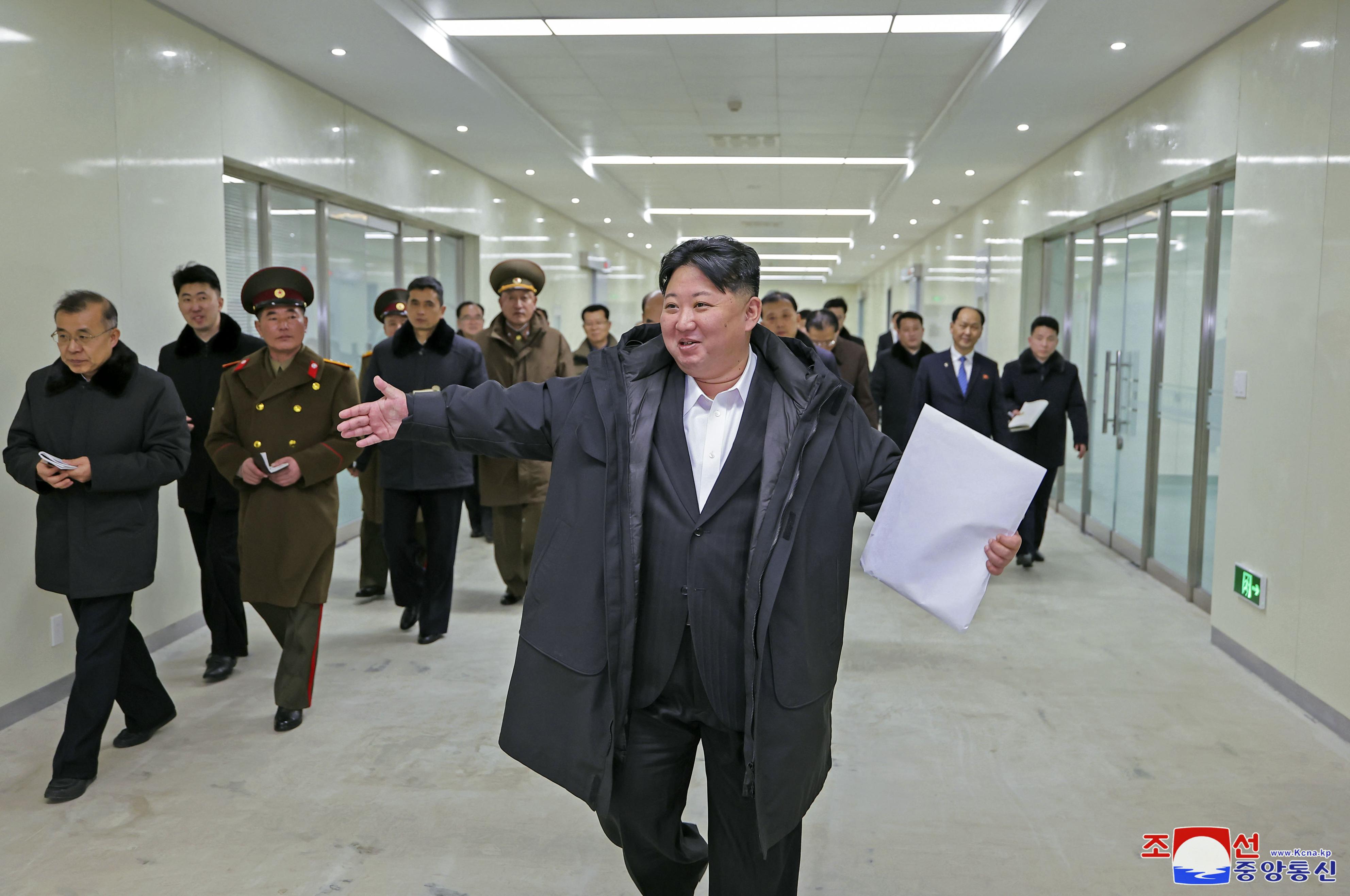 北朝鮮・平壌で総合病院が完工 金正恩氏「最上級の医療サービス拠点に