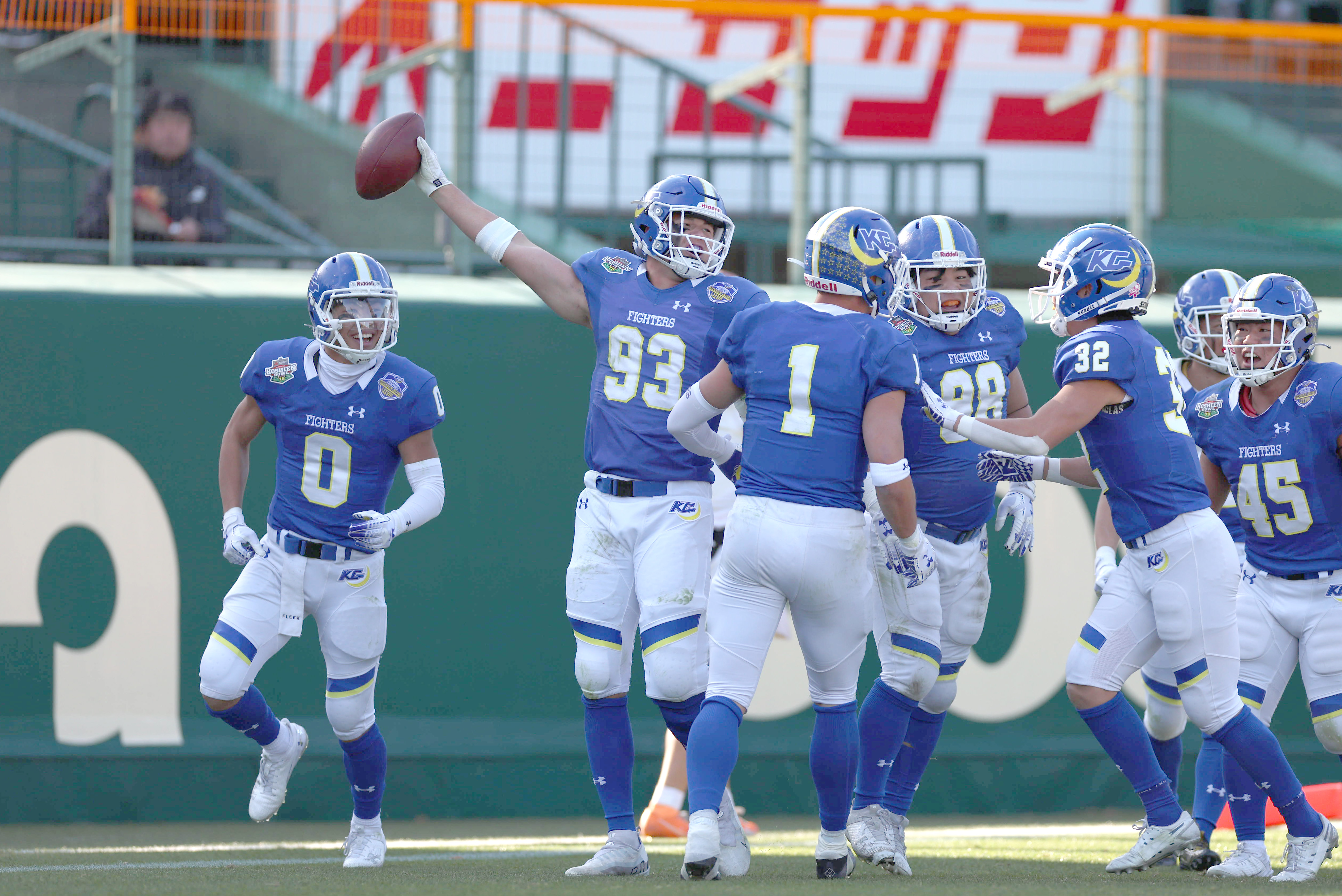 フォト】関学大、史上初の6連覇 甲子園ボウル、法大下す - 産経