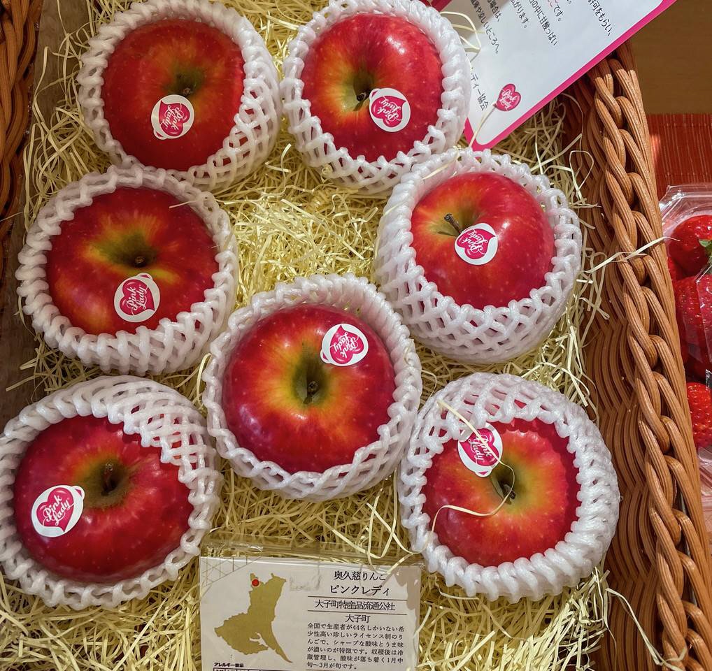 樹上完熟」で格段のうま味 名瀑袋田の滝と紅葉とともに楽しめる大子町