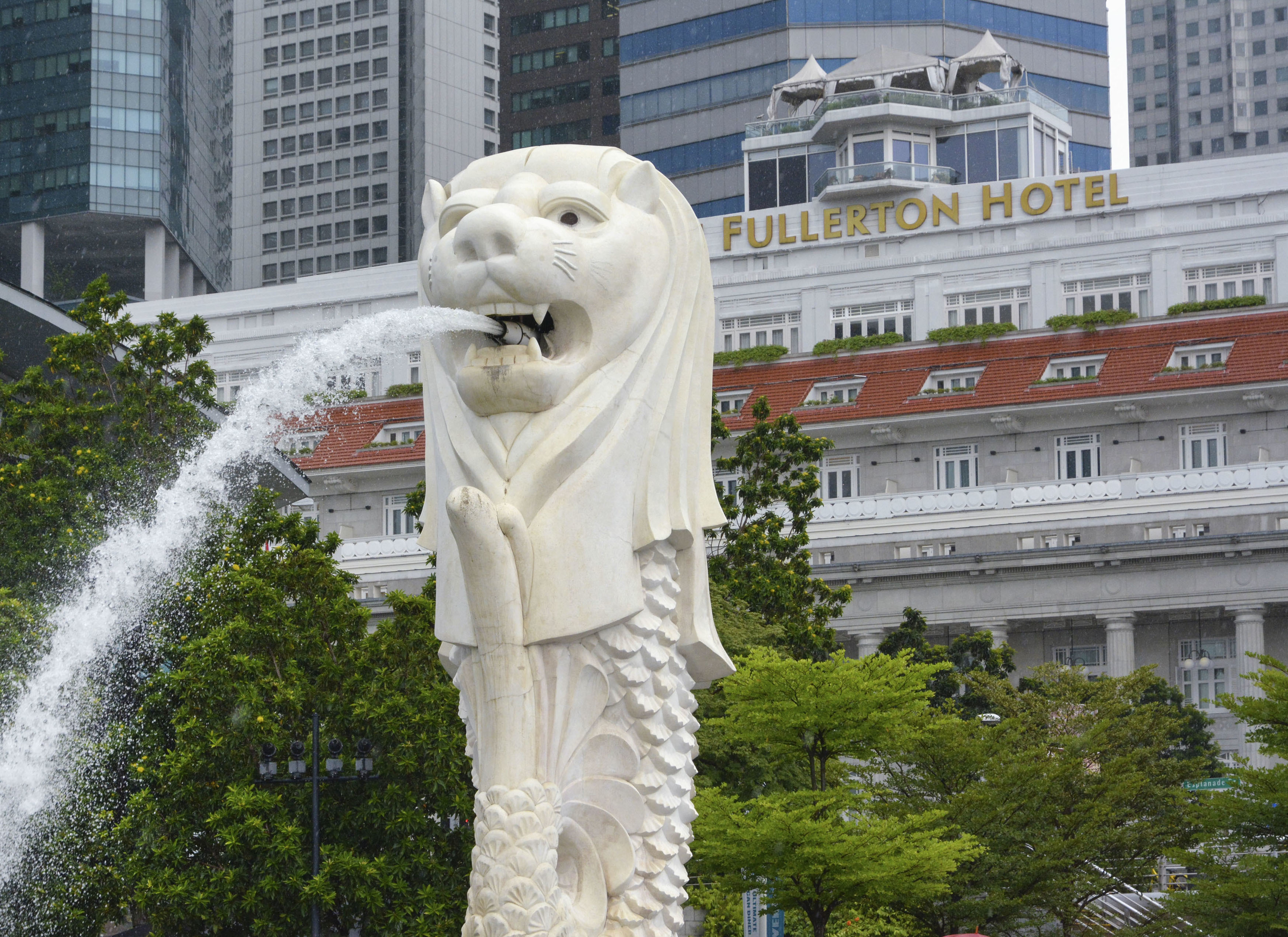 マーライオンが誕生５０周年 シンガポールで記念行事 - サンスポ