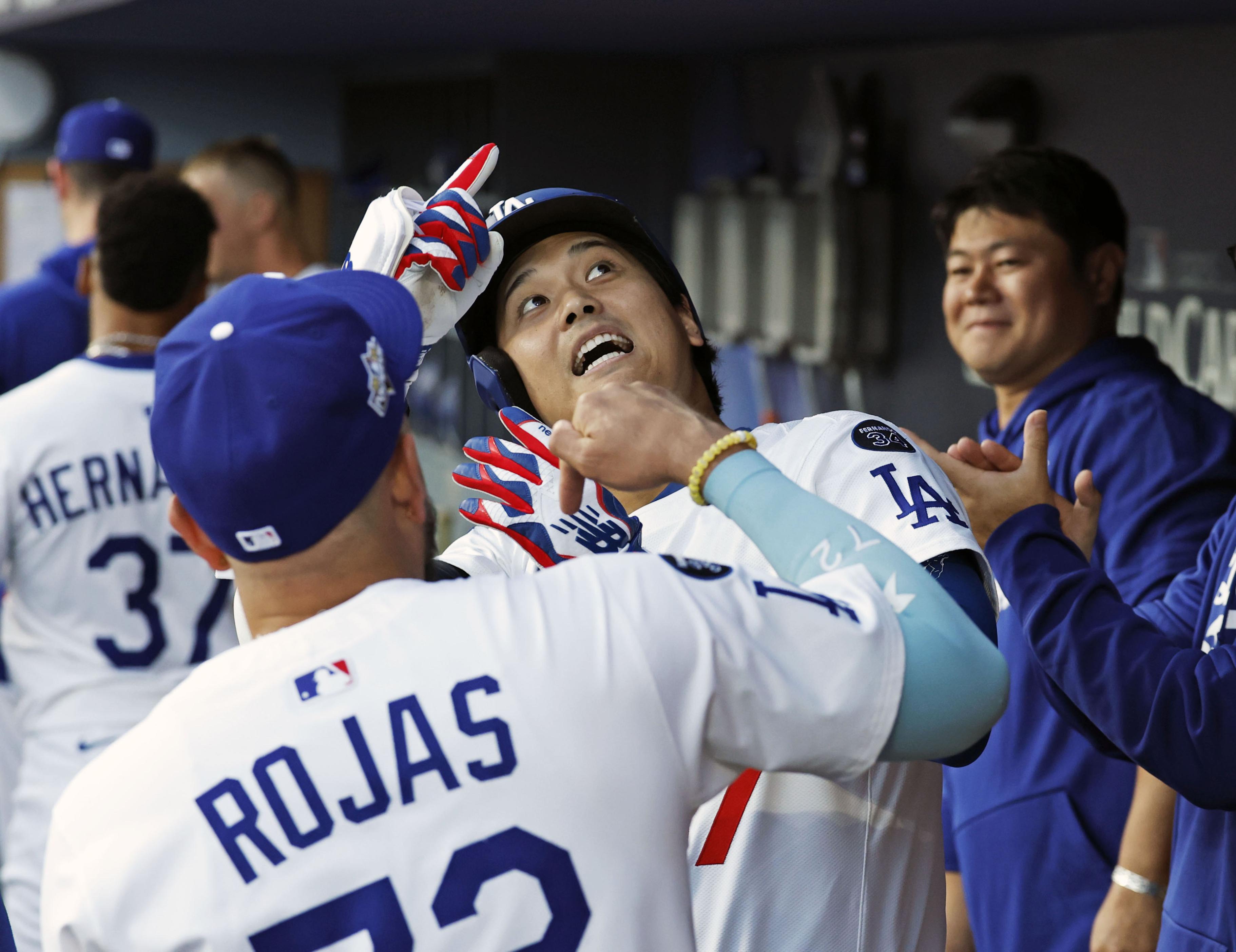 PO開幕、日本勢大活躍 大谷翔平が初戦で2発 鈴木誠也も同点弾