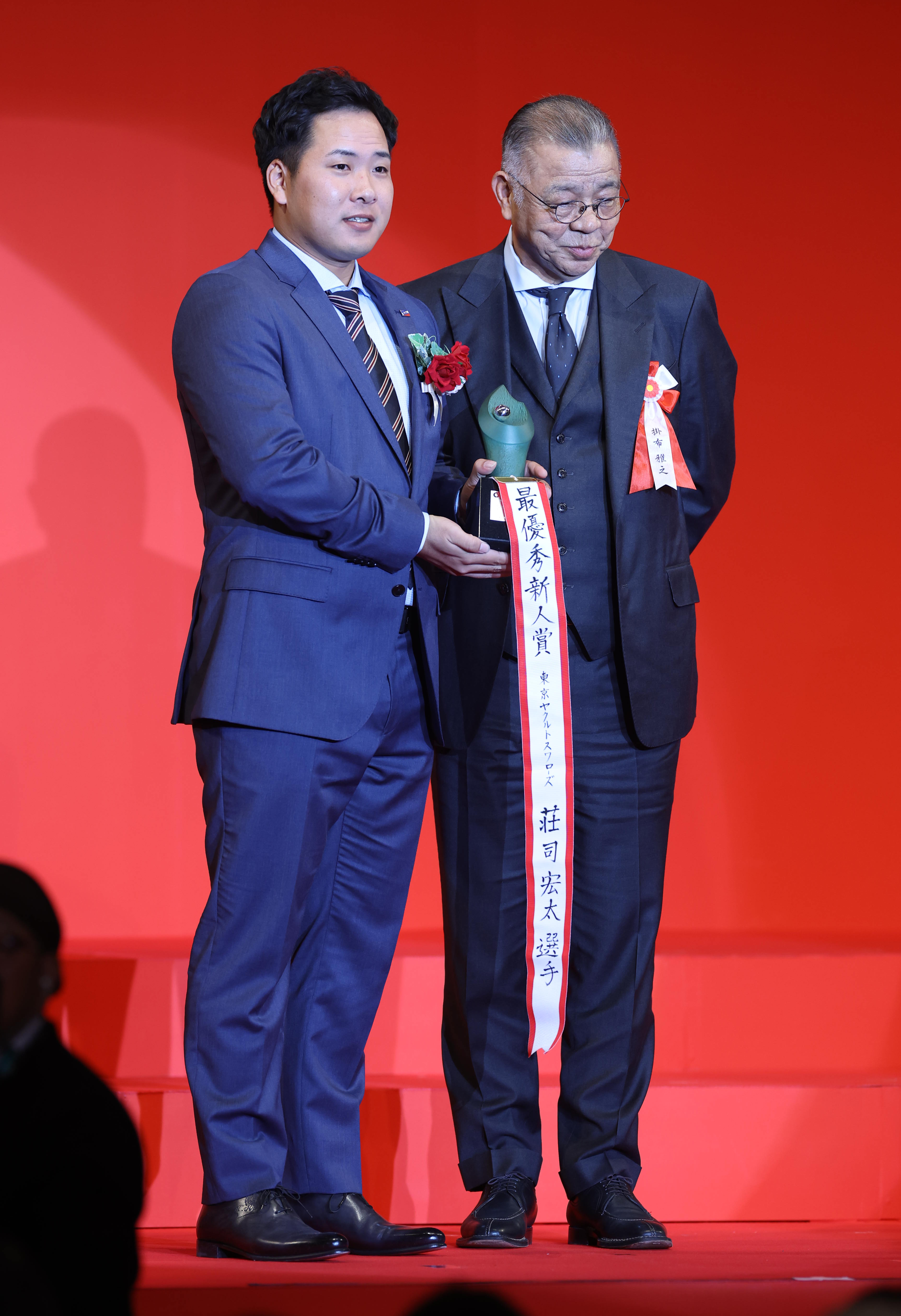 セ新人王のヤクルト・荘司宏太、来季は「セーブ王」 だるまのごとく