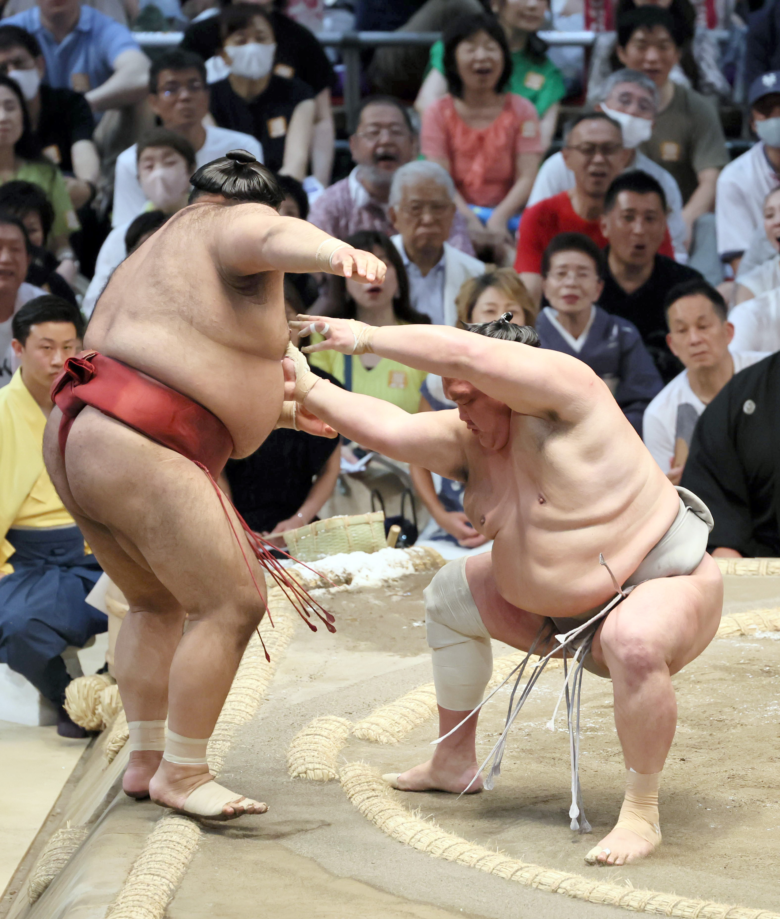 北勝富士、八角理事長に還暦土俵入りVを サウナとキャッツ観劇で
