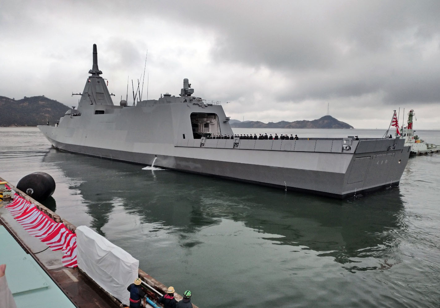 新型護衛艦「くまの」就役 コンパクト船体で多様任務 - サンスポ