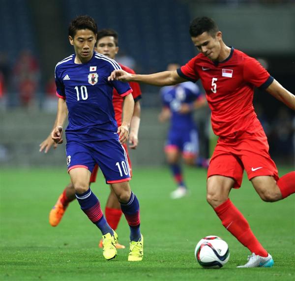 サッカー日本代表 シンガポール戦速報 ３ 日本 猛攻も０ ０で後半へ 産経ニュース