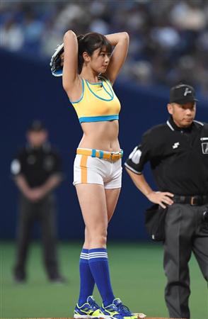 稲村亜美 ポロリしたほうがマシ 始球式大暴投で思わぬ本音もポロリ イザ