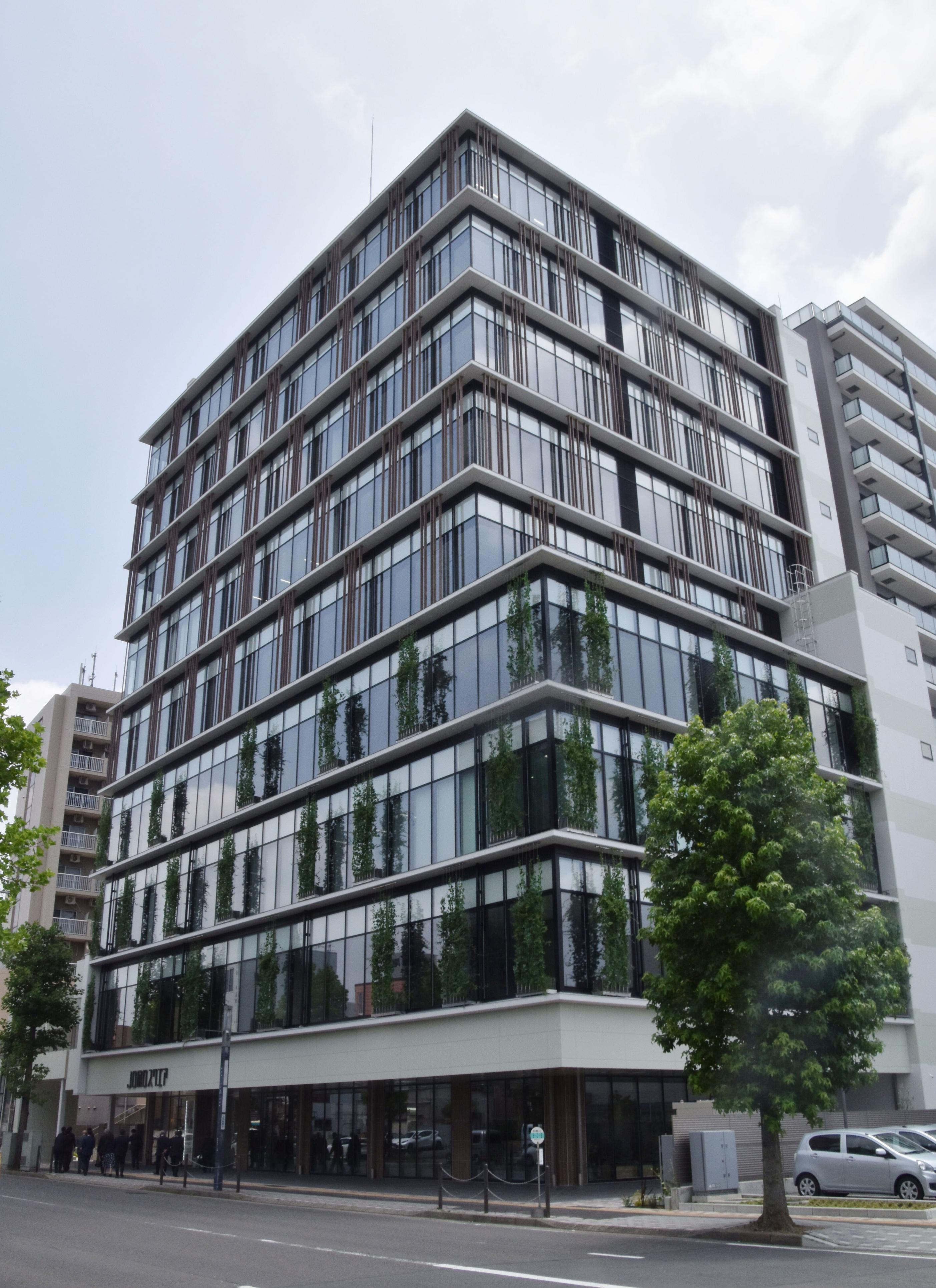 JR新前橋駅前に複合施設、上毛新聞社の竣工式に70人参加 総工費65億円