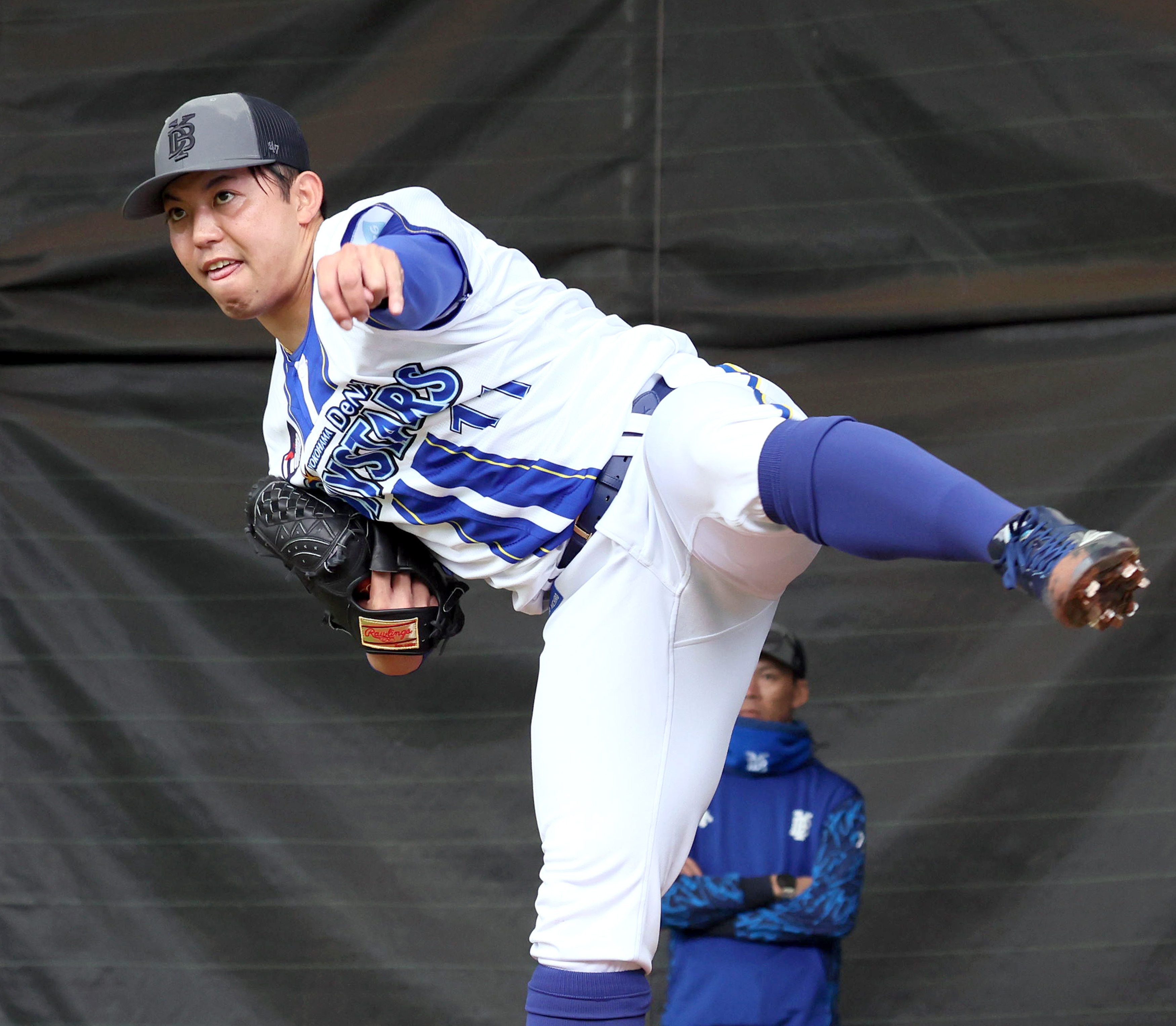 DeNA・東克樹、初の実戦形式の打撃練習で打者8人に安打性ゼロ - サンスポ