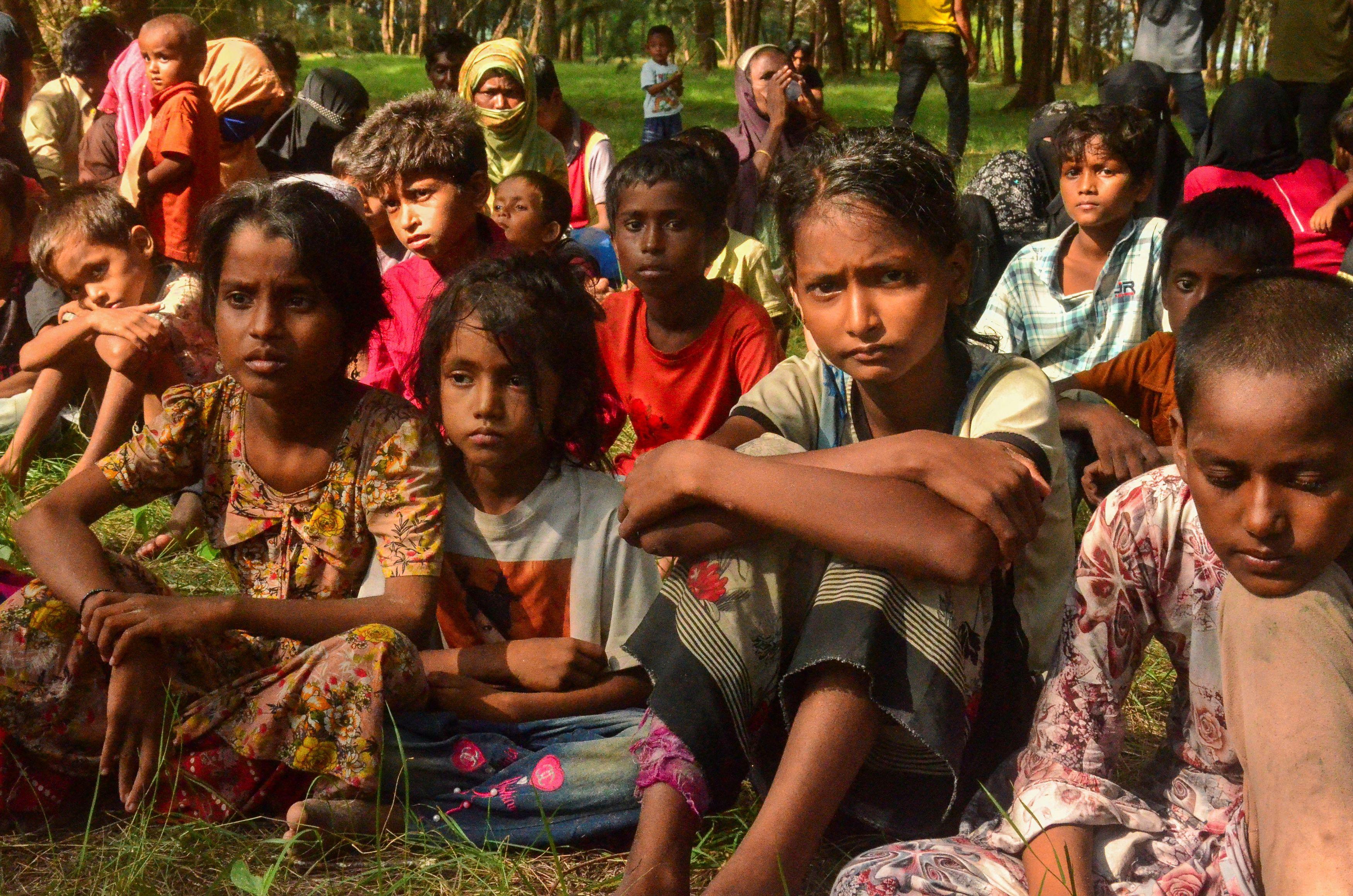 ミャンマーの少数民族ロヒンギャ130人がインドネシア・スマトラ島に