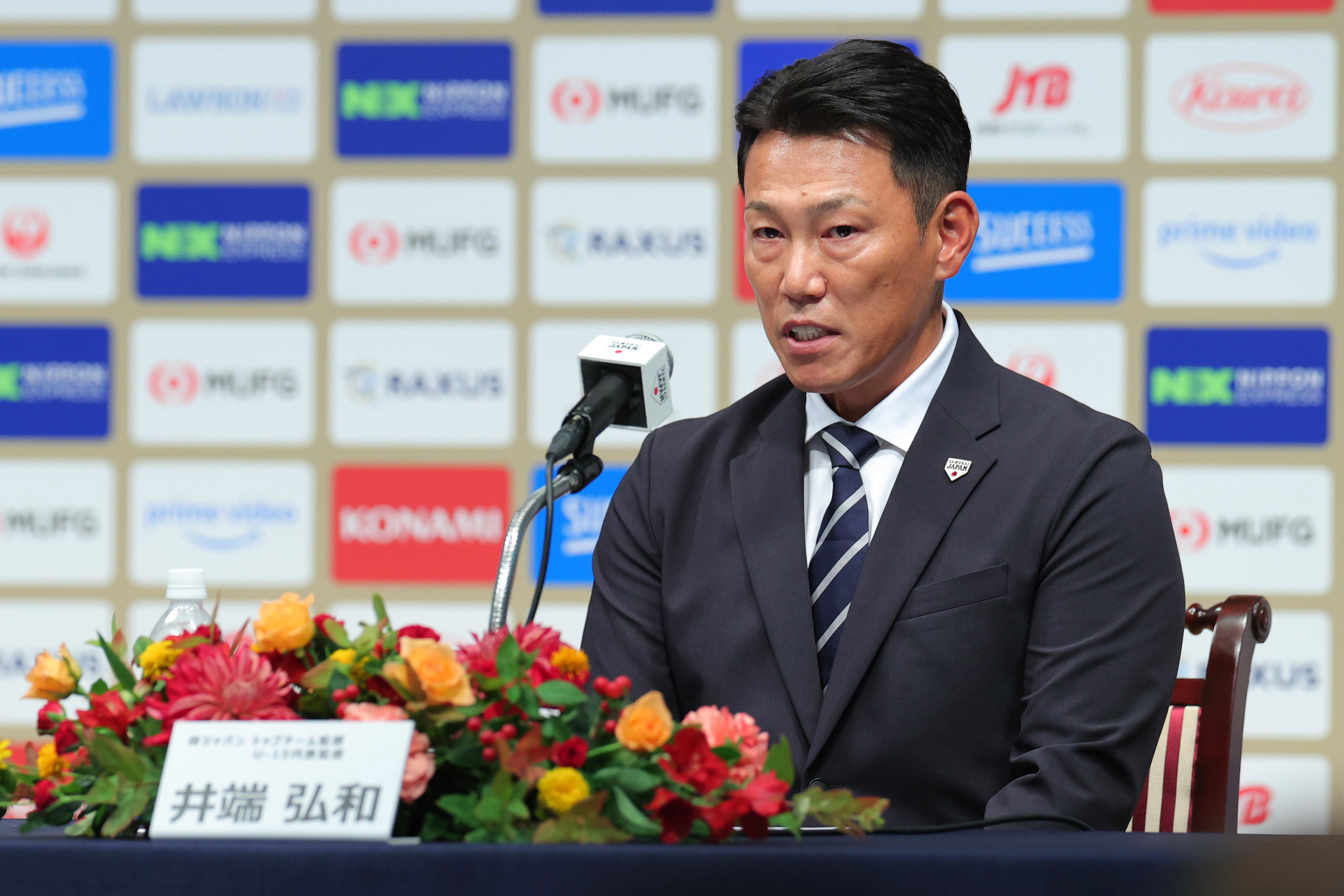 フォト】「侍ジャパン」井端新監督が就任会見 11月に初陣 - 産経ニュース