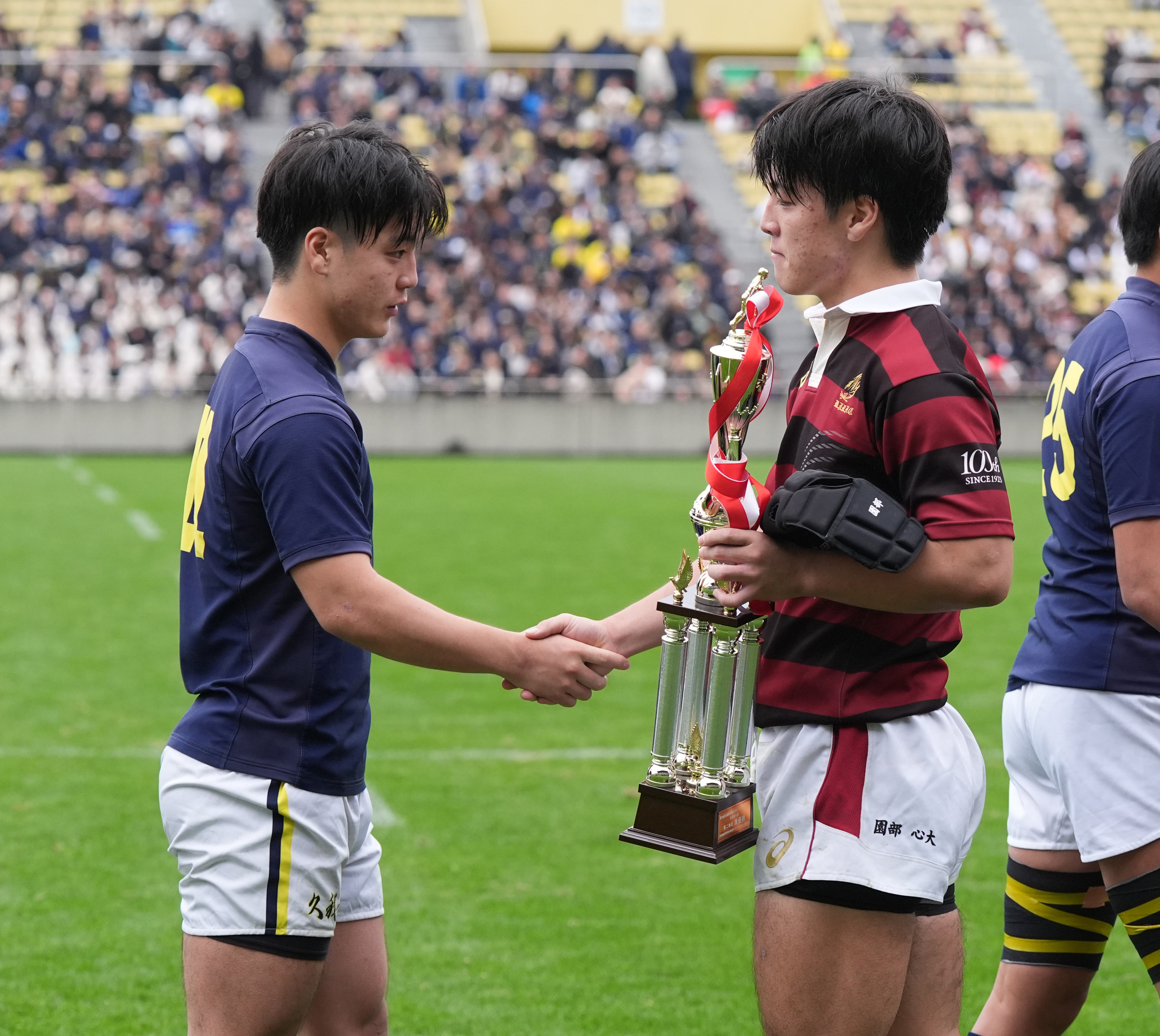 国学院久我山vs早実 双子の園部兄弟対決は兄に軍配 久我山が2大会ぶり