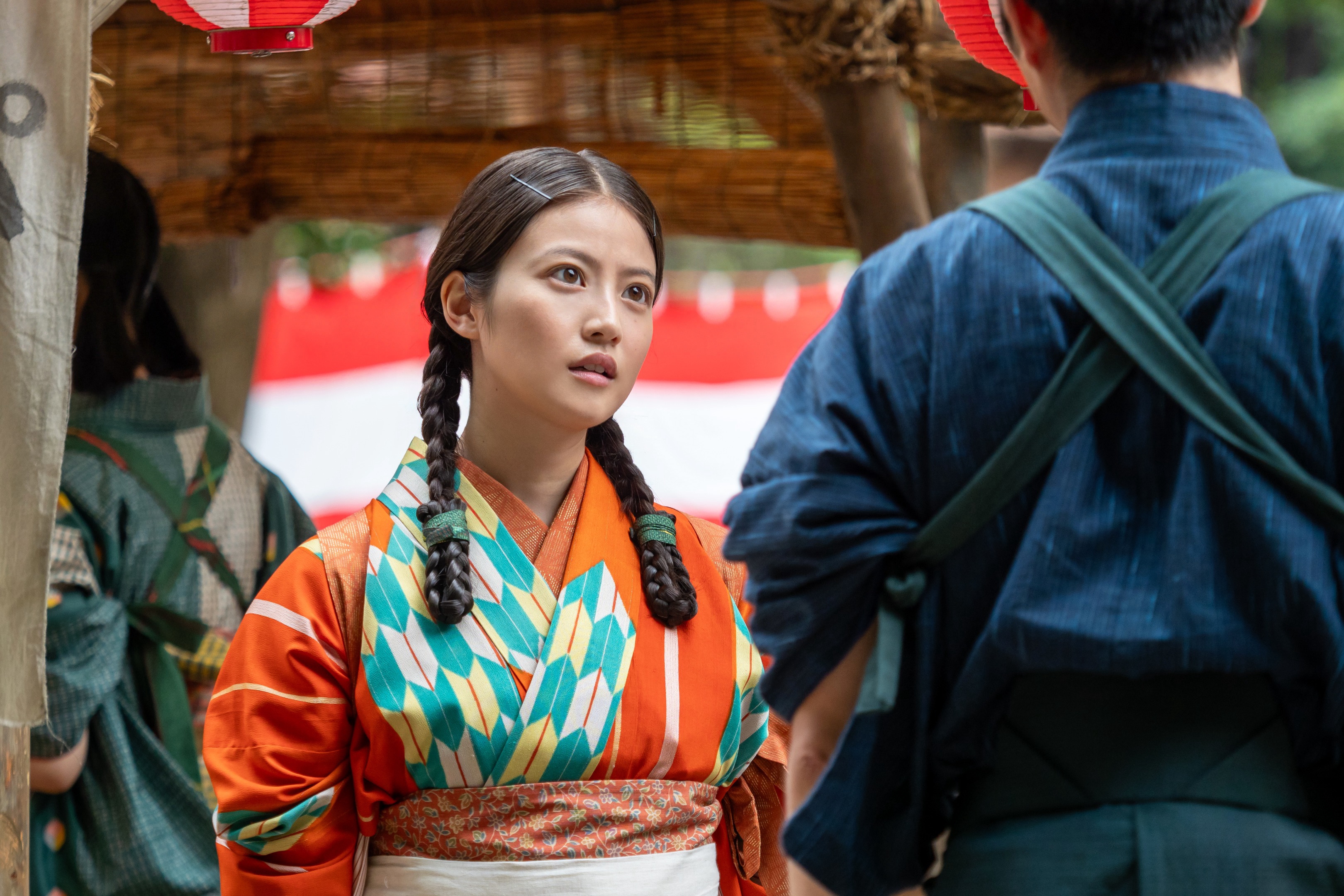 明日の「あんぱん」第12回 パン食い競争の直前、のぶにたすきを預ける