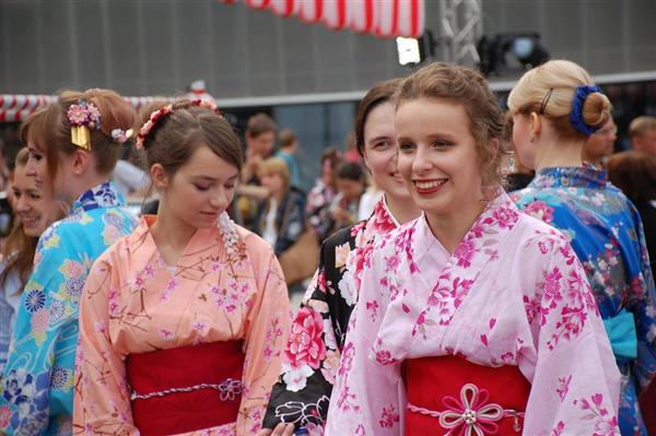 ロシア人 ショップ 浴衣