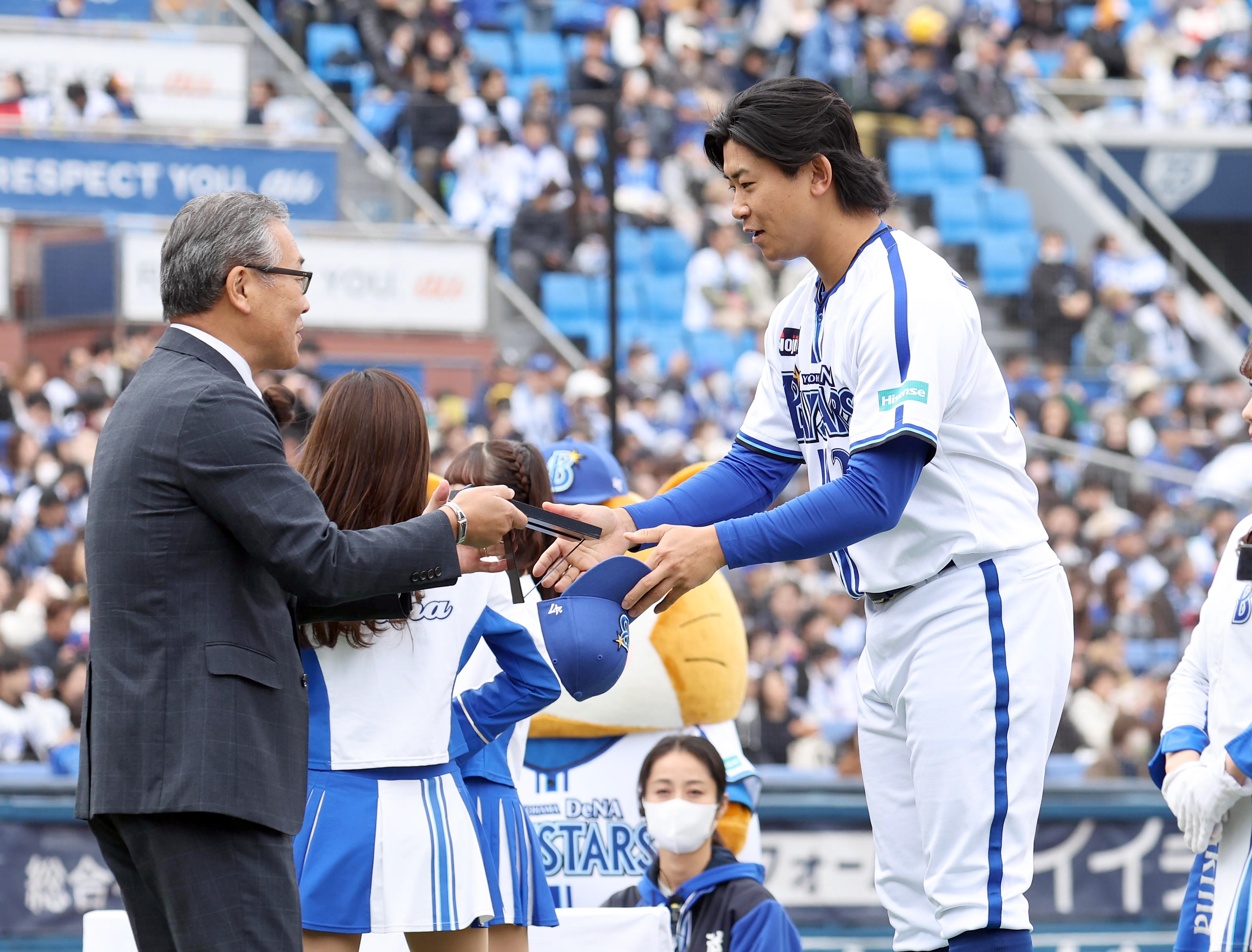 今永昇太選手 横浜Denaベイスターズ ファンクラブナイト 手形感謝状 今永昇太2024スペシャルトークショー① 平日夜なのに今永昇太投手の