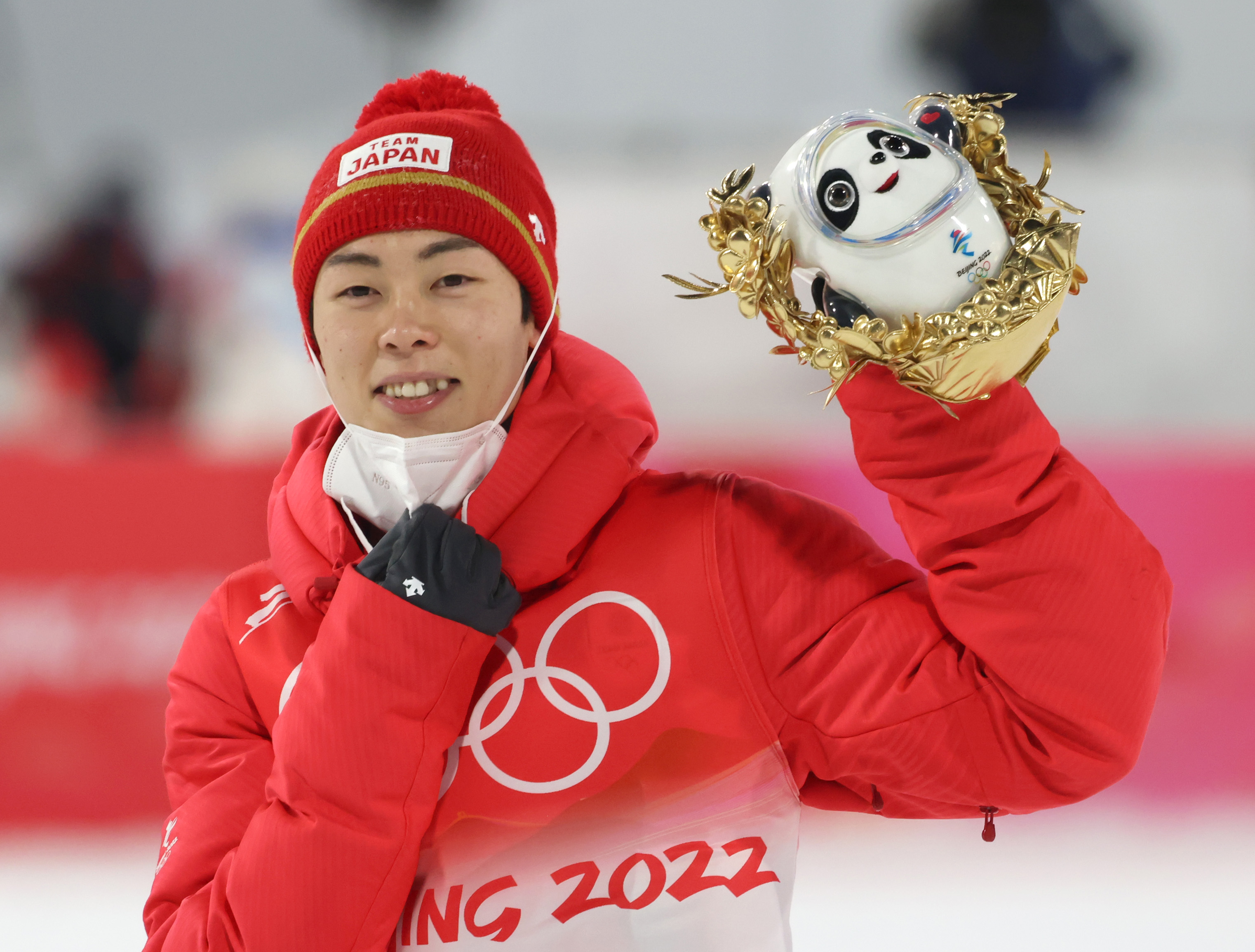 小林陵侑は「銀」 日本初の個人2冠達成ならず ジャンプ・ラージヒル