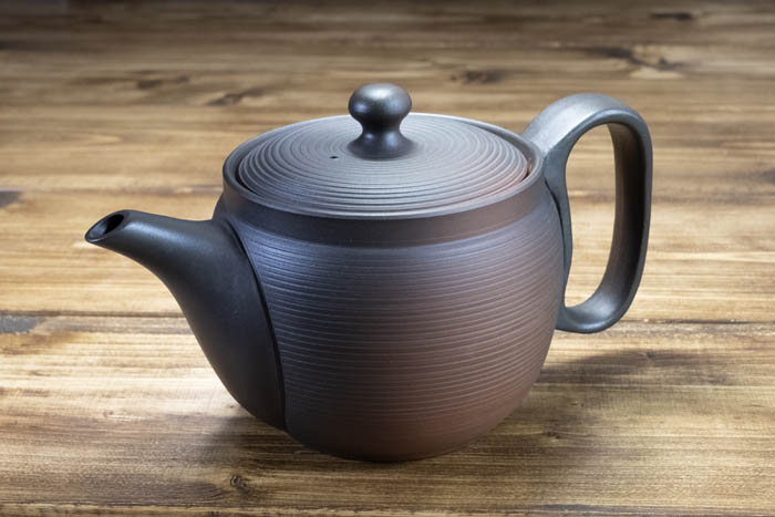 洗練されたデザインと使いやすさにもこだわった「コーヒー専用急須