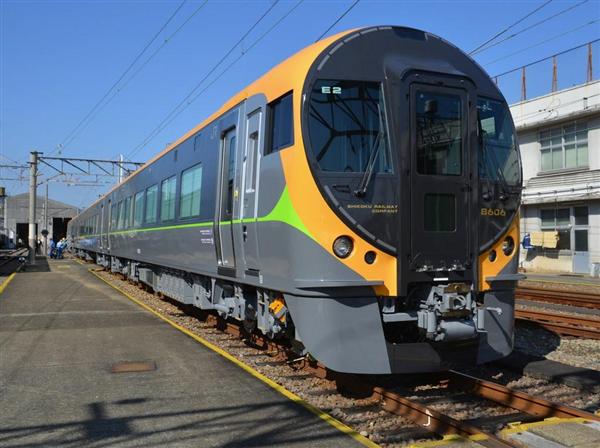 電車 グリーン席は新幹線並み！！JR四国新型特急8600系の新車両を公開
