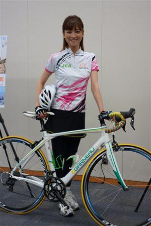 吉澤ひとみ 自転車仲間募集中も 保田圭ちゃんはセンスなさそう イザ