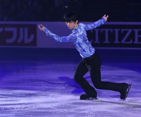 羽生結弦、エキシビで「パリの散歩道」披露！満員の会場は大興奮