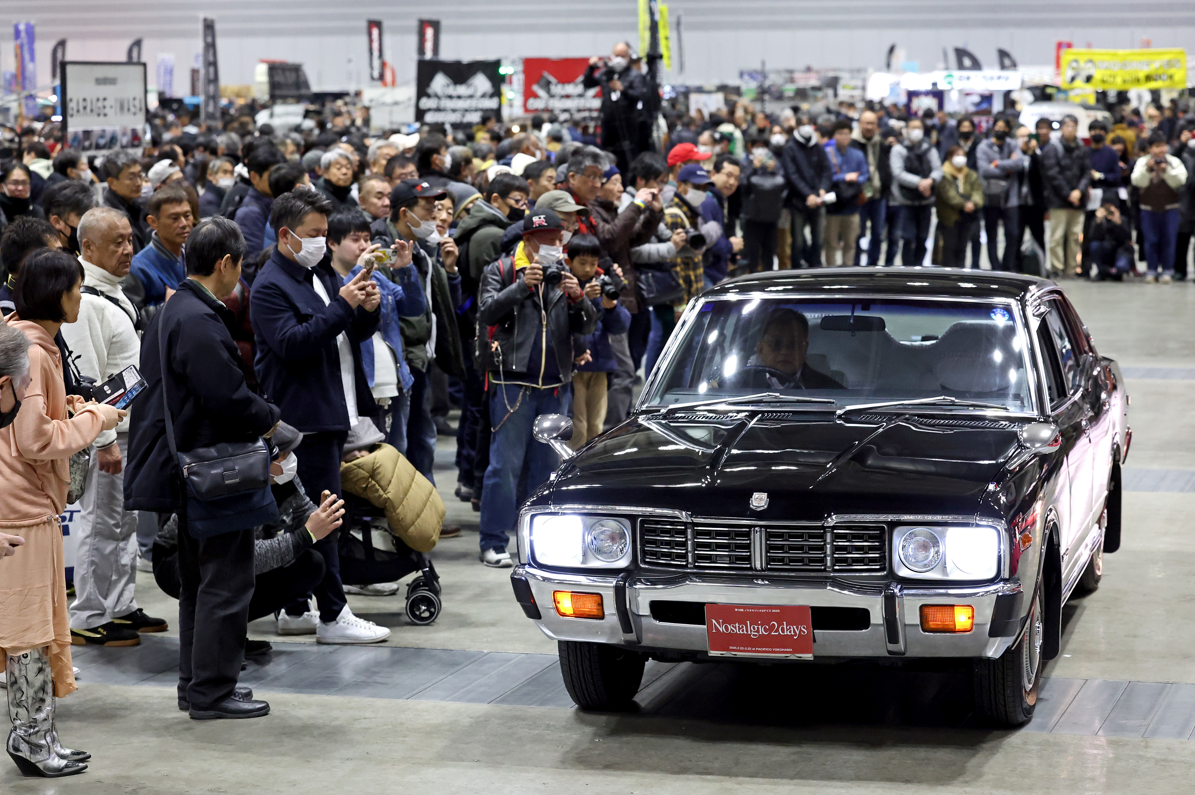 セドリック、レパード…フェンダーミラーの旧車が集結 「ノスタルジック