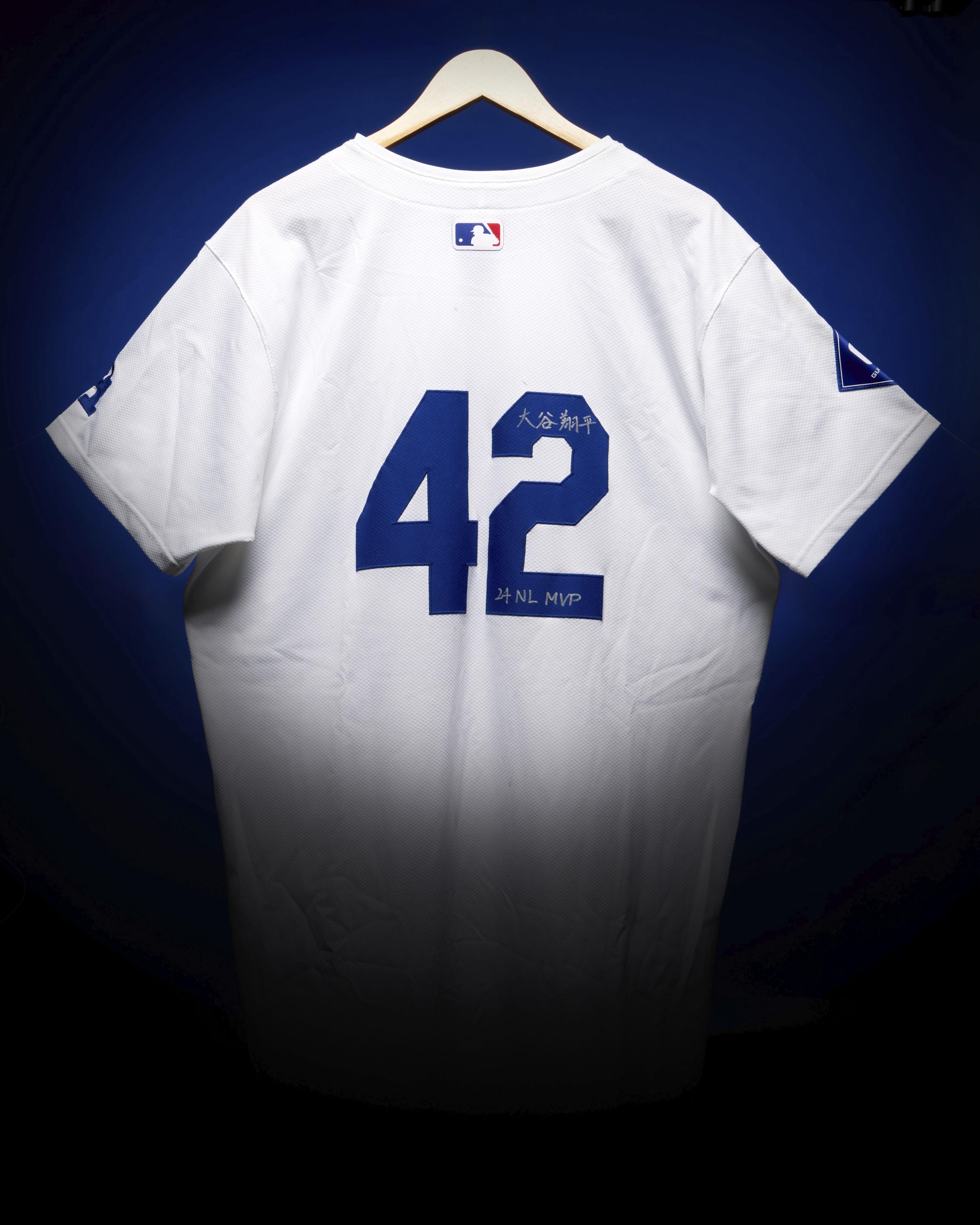 大谷翔平ユニホーム5000万円で落札、昨年の「ジャッキー・ロビンソン
