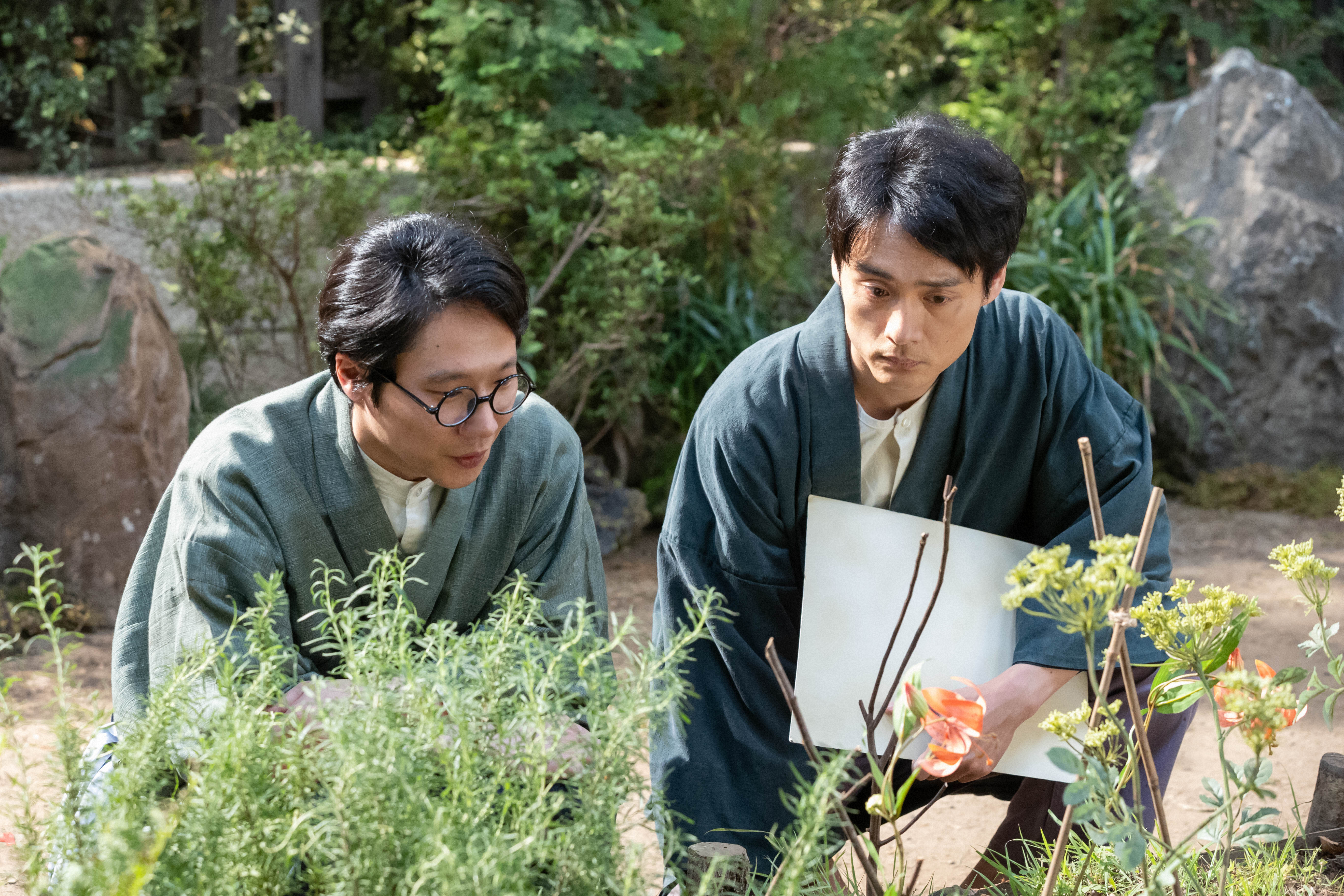 明日の朝ドラ「らんまん」 植物採集の旅に出る万太郎（神木隆之介）と藤丸（前原瑞樹）＜7月20日放送＞ - 産経ニュース