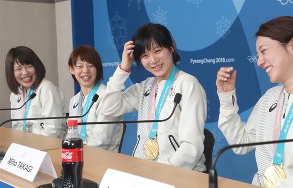 平昌五輪 帰国会見速報 ３ 高木美 強い思いぶつけた 高木菜 チームジャパンの金メダル 1 3ページ 産経ニュース