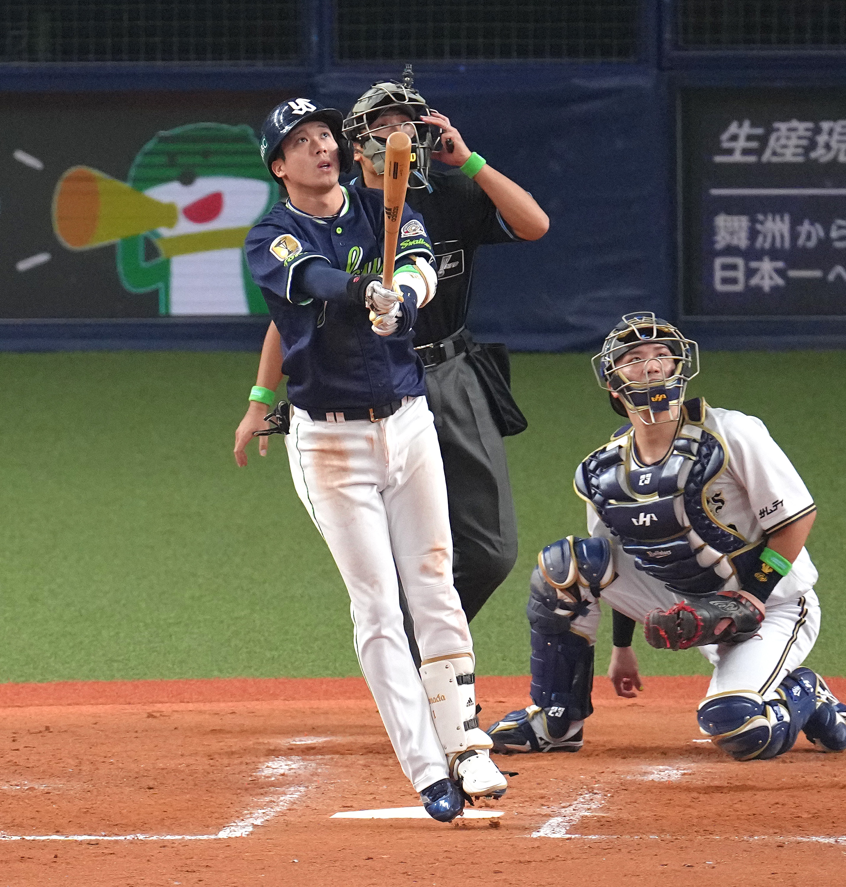 助けて下さい」ヤクルトの結束強めた山田哲人の涙 悩める主将が復活V