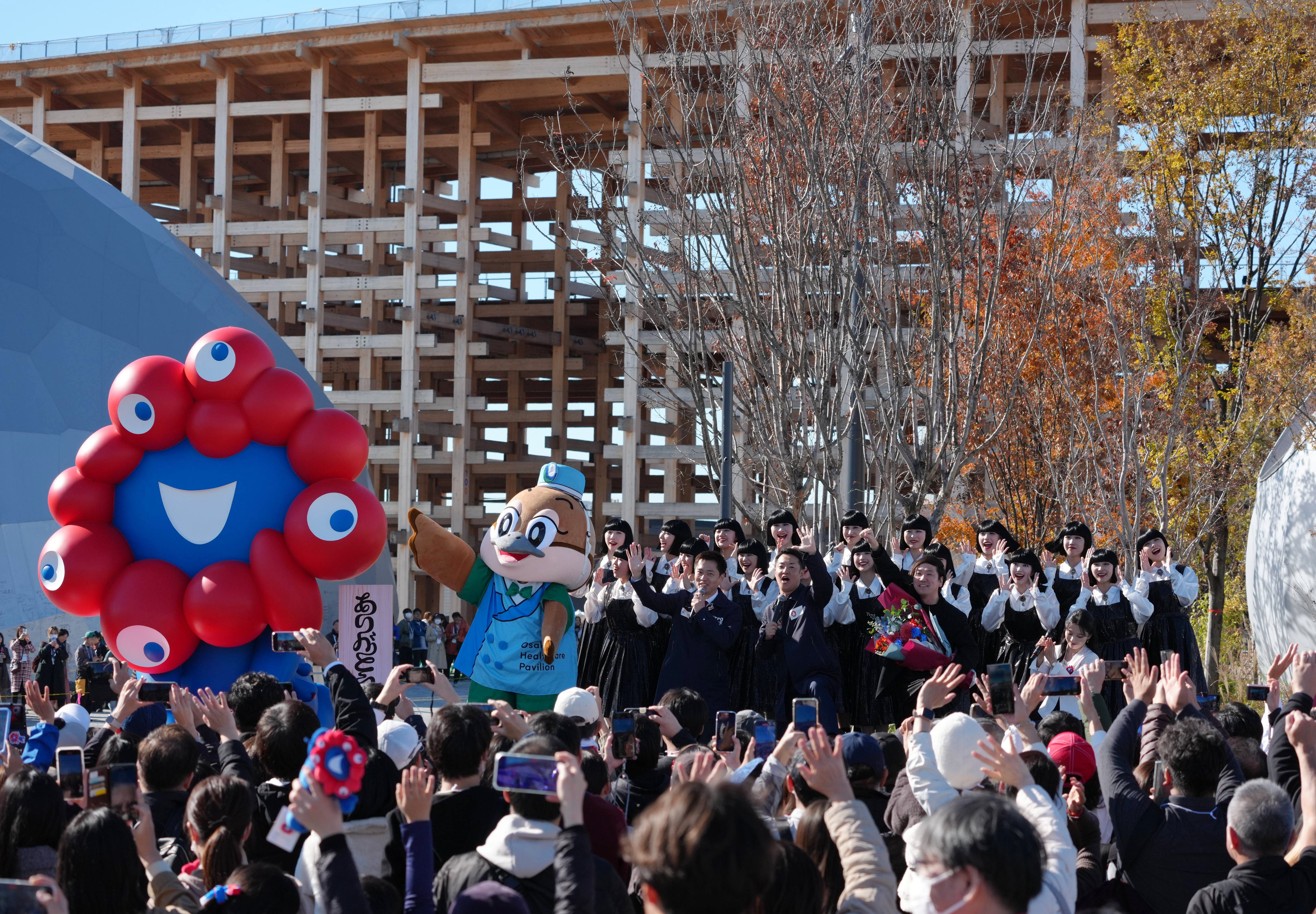 動画】「ミャクミャク、ありがとう」 夢洲で旅立ちセレモニー 一般参加