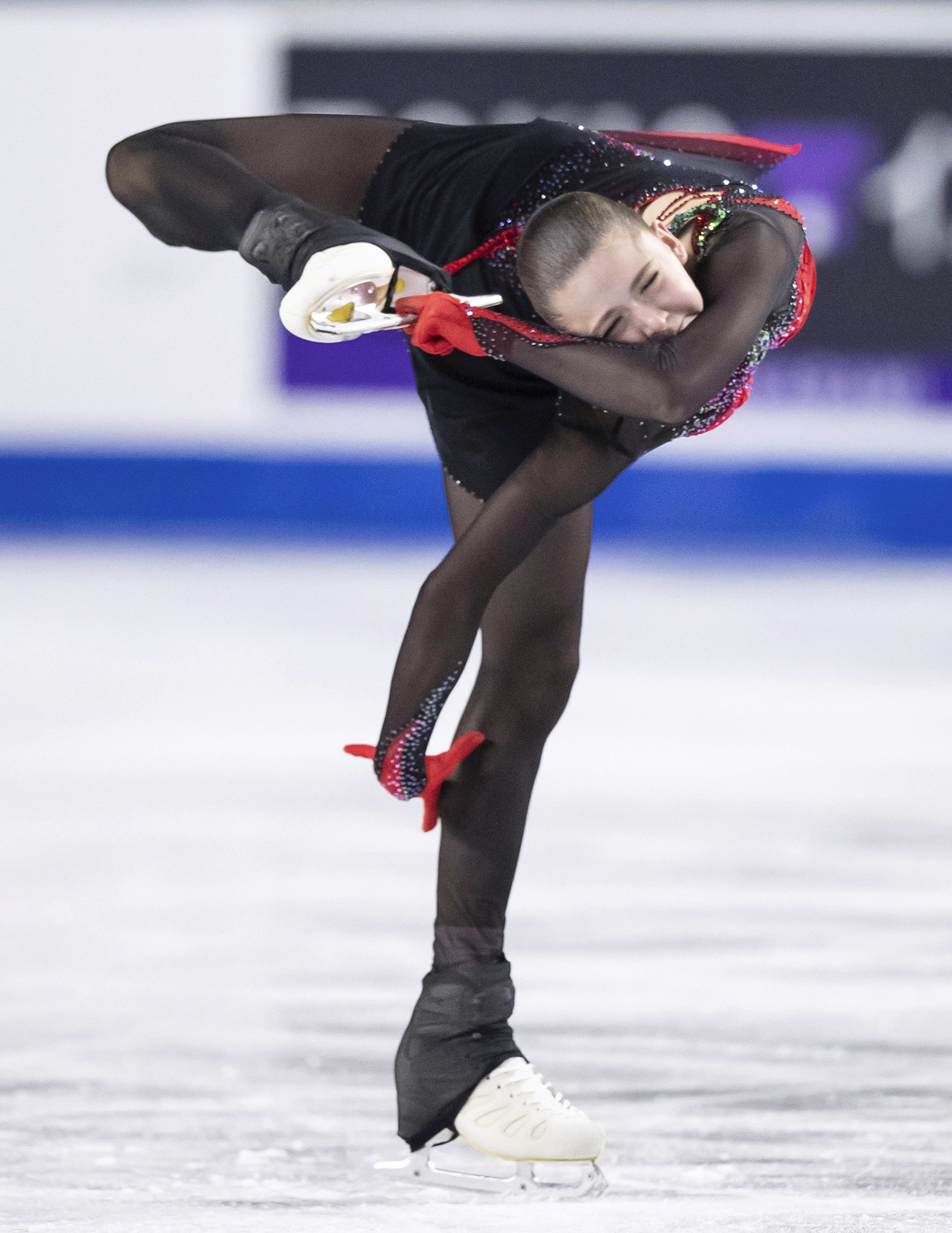 フォト特集 世界最高得点を更新 １５歳ワリエワ初ｖ スケートカナダ 産経ニュース