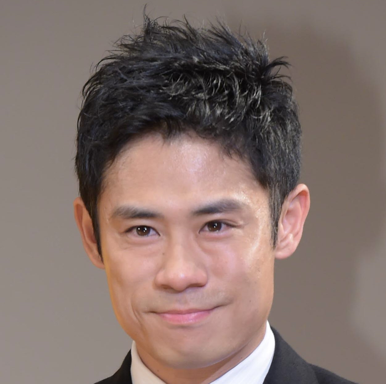 伊藤淳史 第３子次男誕生 父親としての責任の大きさに 身の引き締まる思いです イザ