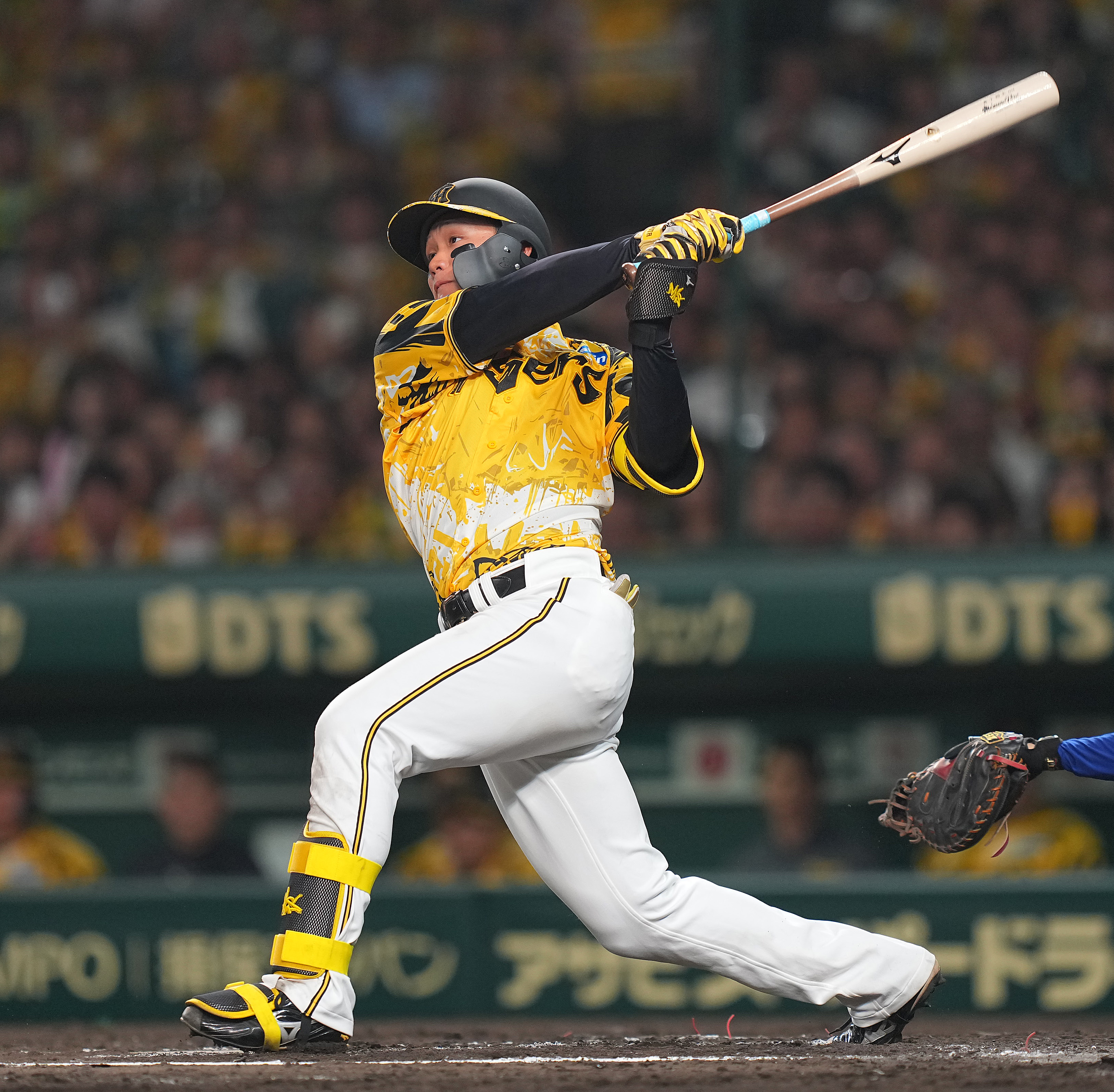 虎タウン　岡田　近本　中野　森下　大山　原口　佐藤　木浪　坂本ら17枚セット 🐯虎党🐯「生涯アラシック」 on X: 