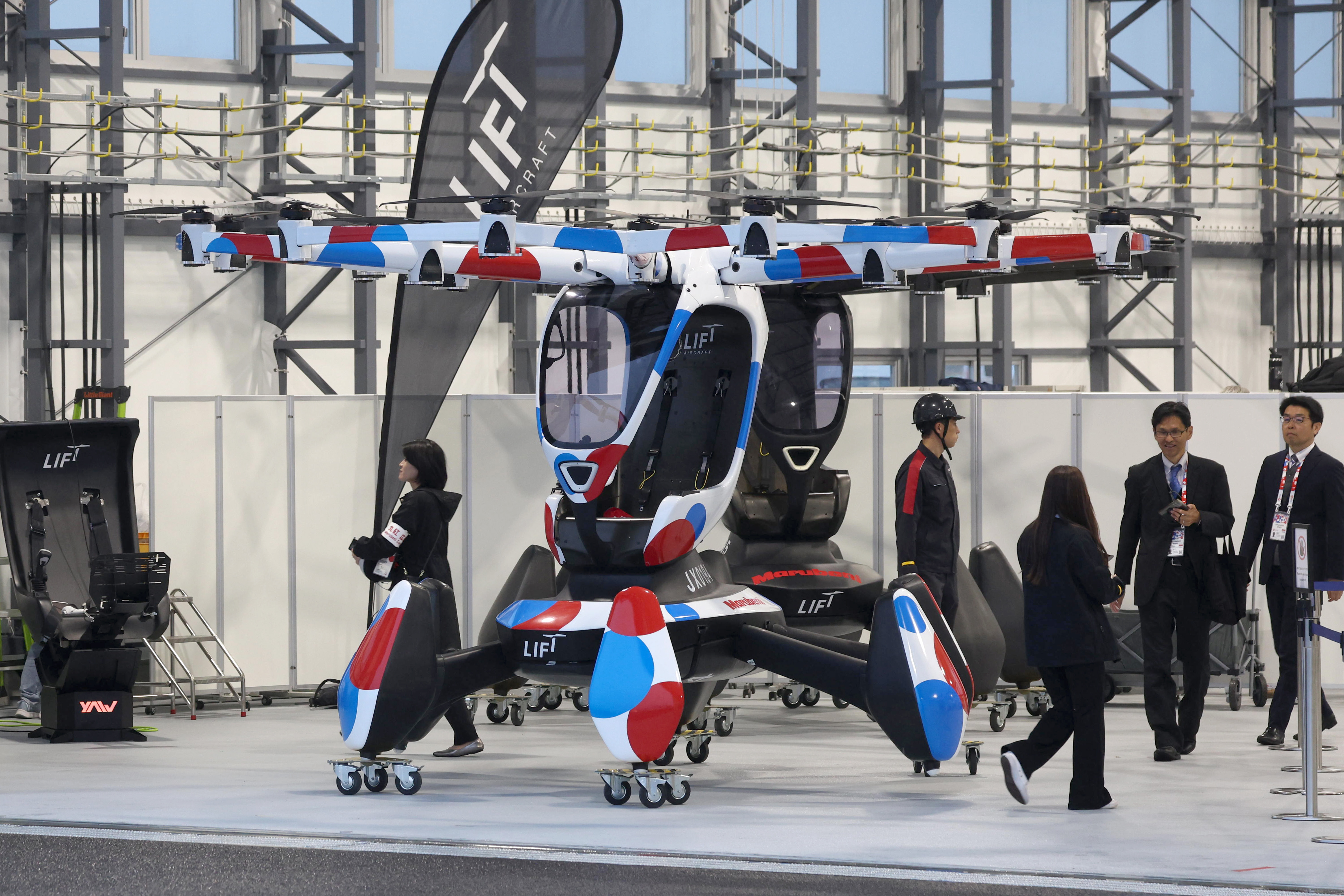 万博の目玉空飛ぶクルマのデモ飛行は14日に延期 天候が回復せず - 産経