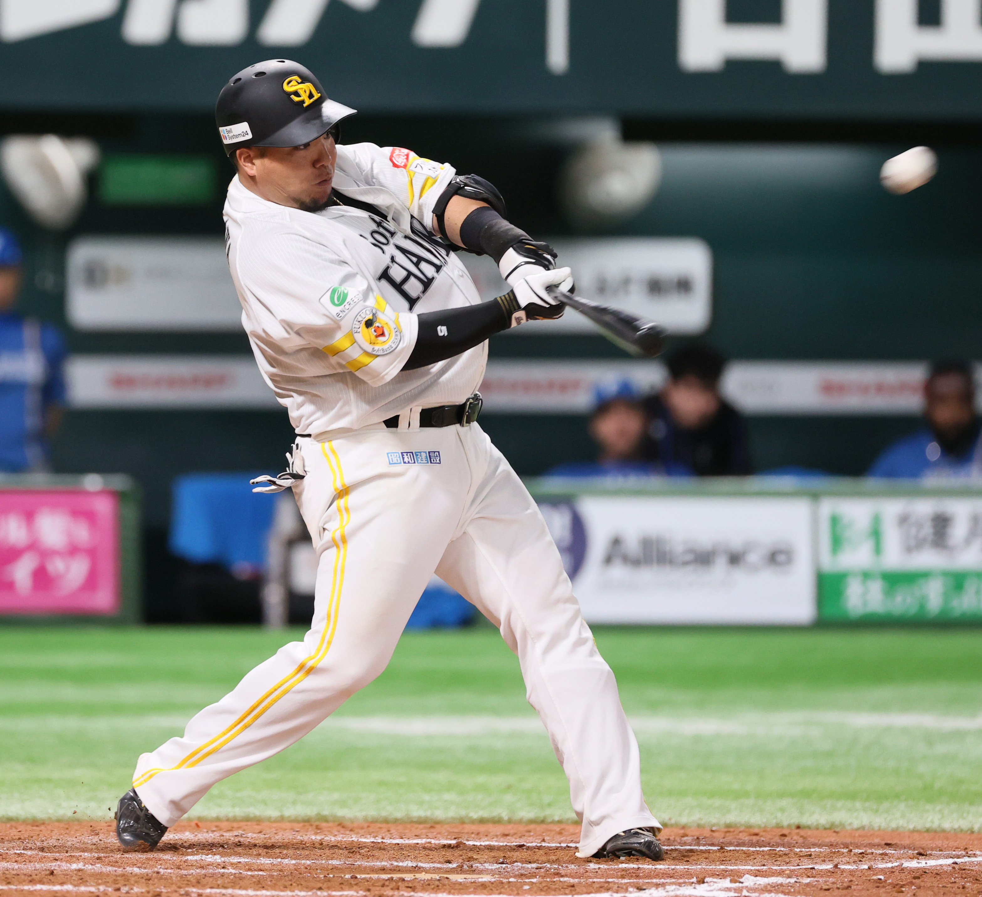 ソフトバンク・山川穂高がソロ「何とかこの流れを変えていきたい」7