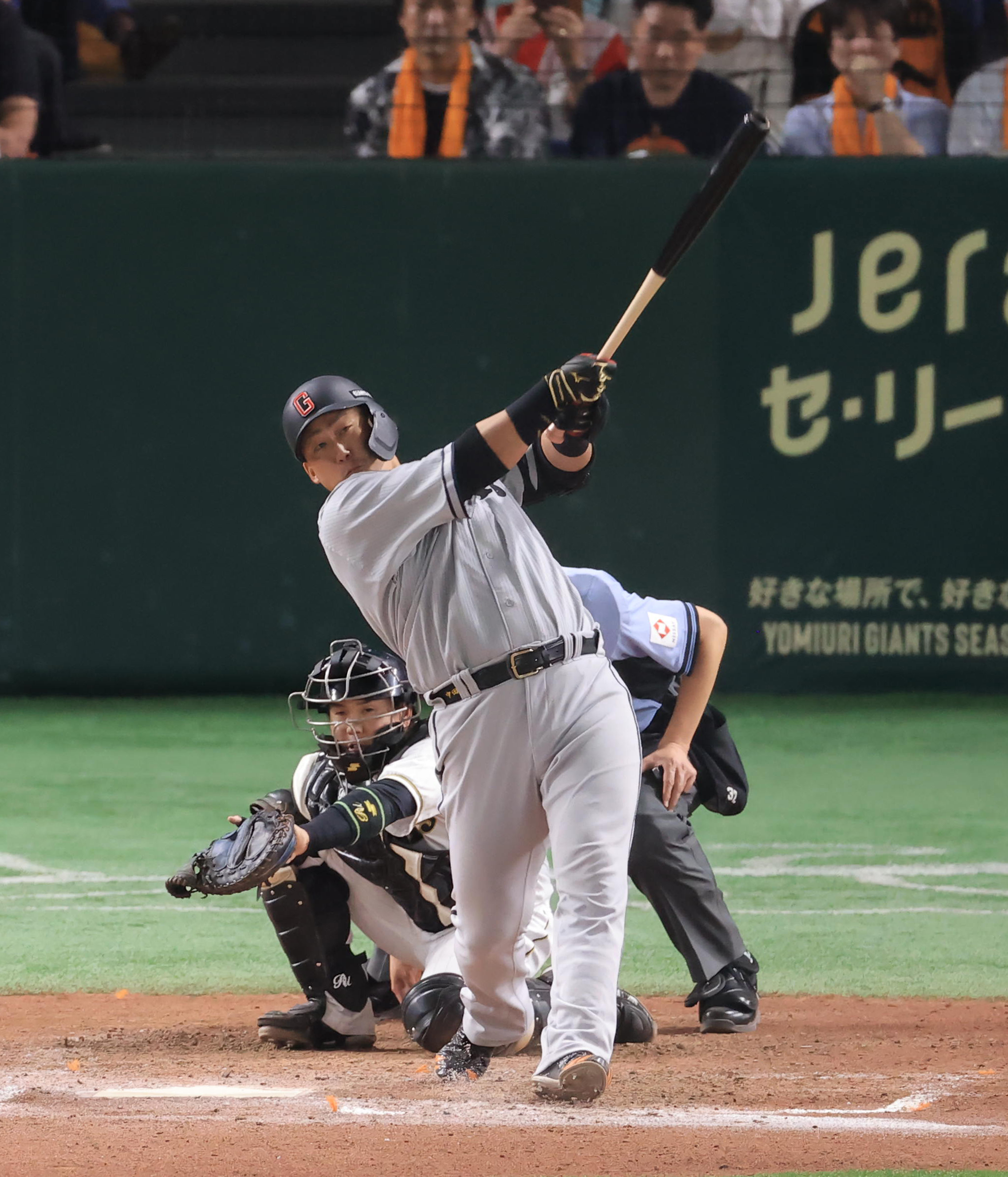 巨人・中田翔が代打逆転１３号２ラン！ 通算３０１本塁打は現役２位