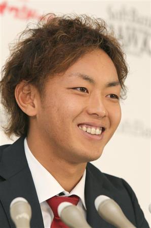 ソフトｂ 今宮 雪だるま式４年契約 ４０００万円増に ありえない 1 2ページ サンスポ