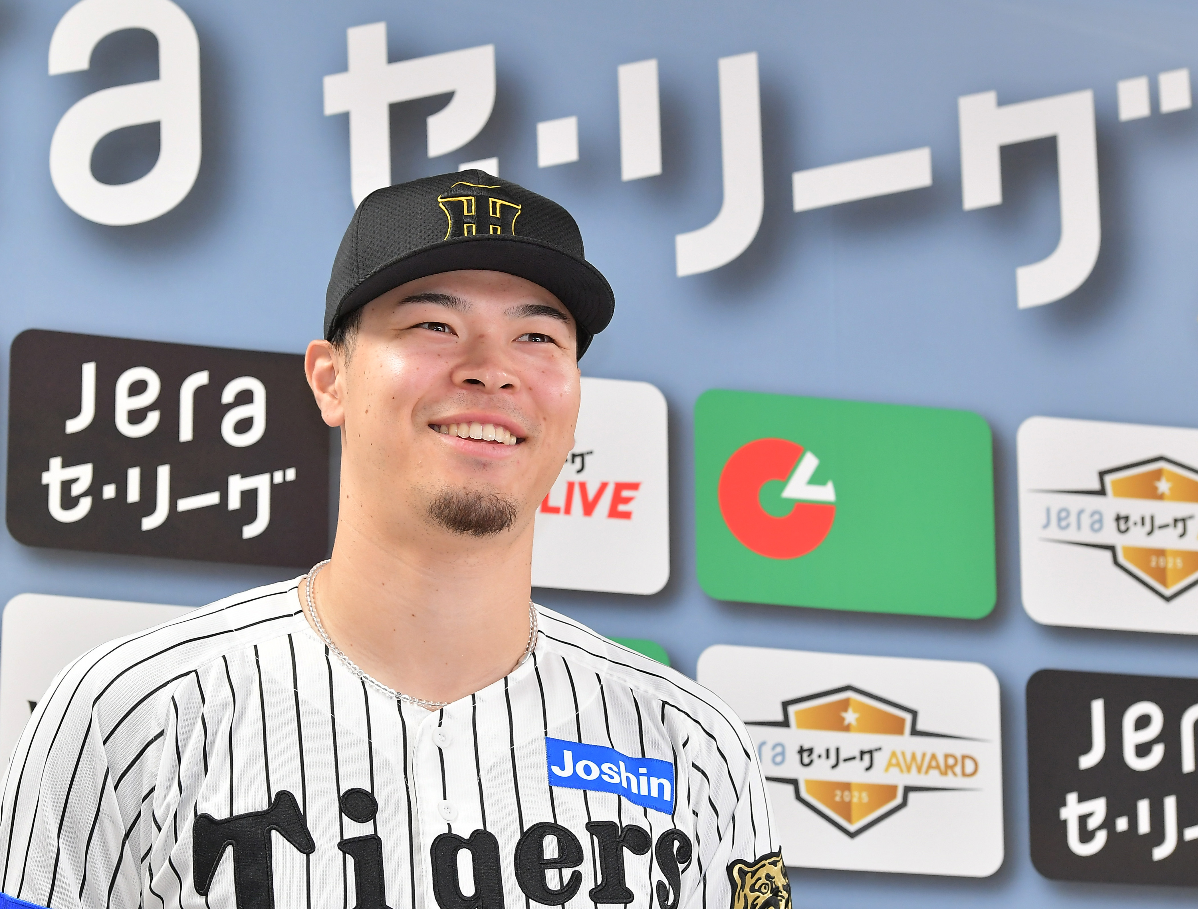 阪神・佐藤輝明「JERAセ・リーグAWARD 8月度 月間大賞」受賞
