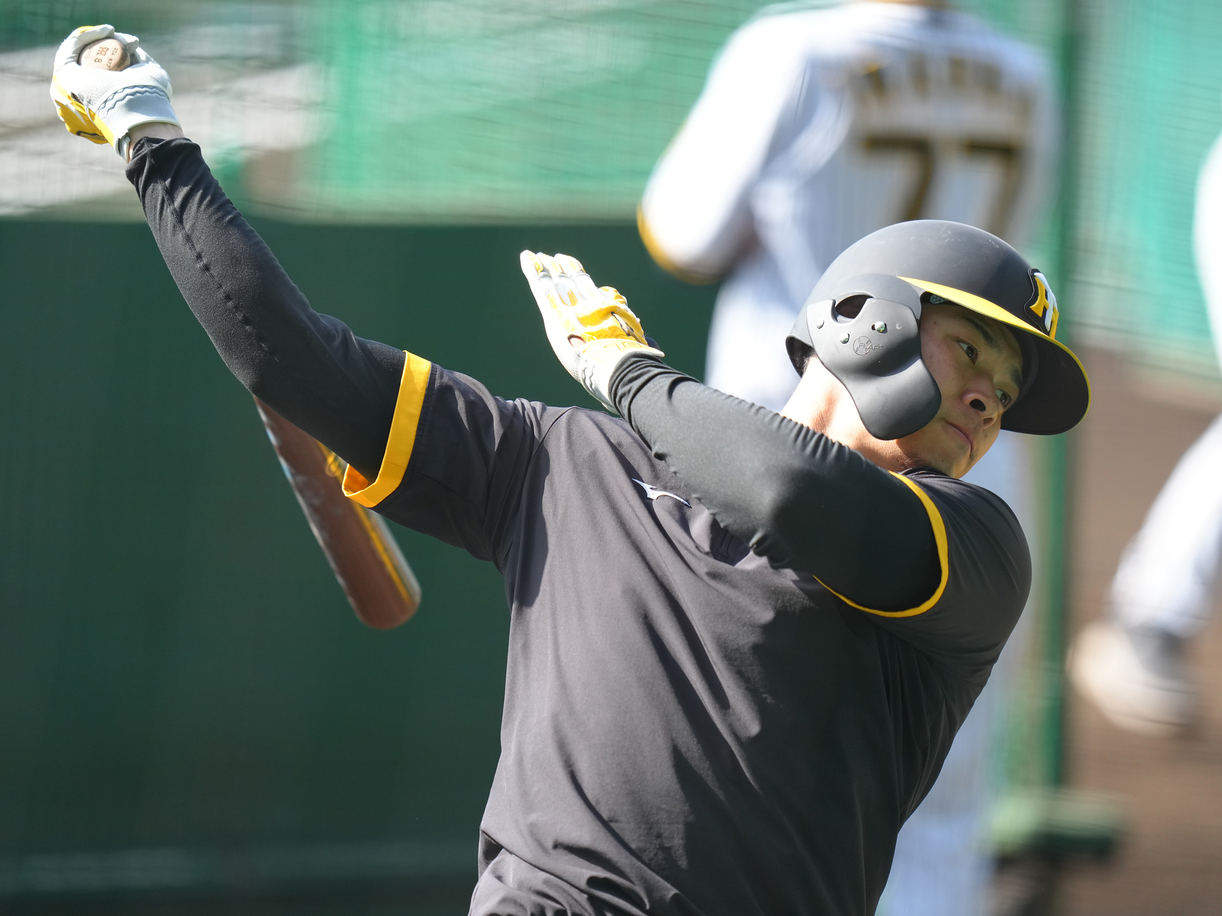 虎のソナタ】3・13は佐藤輝の日！24歳おめでとう マスクルールも