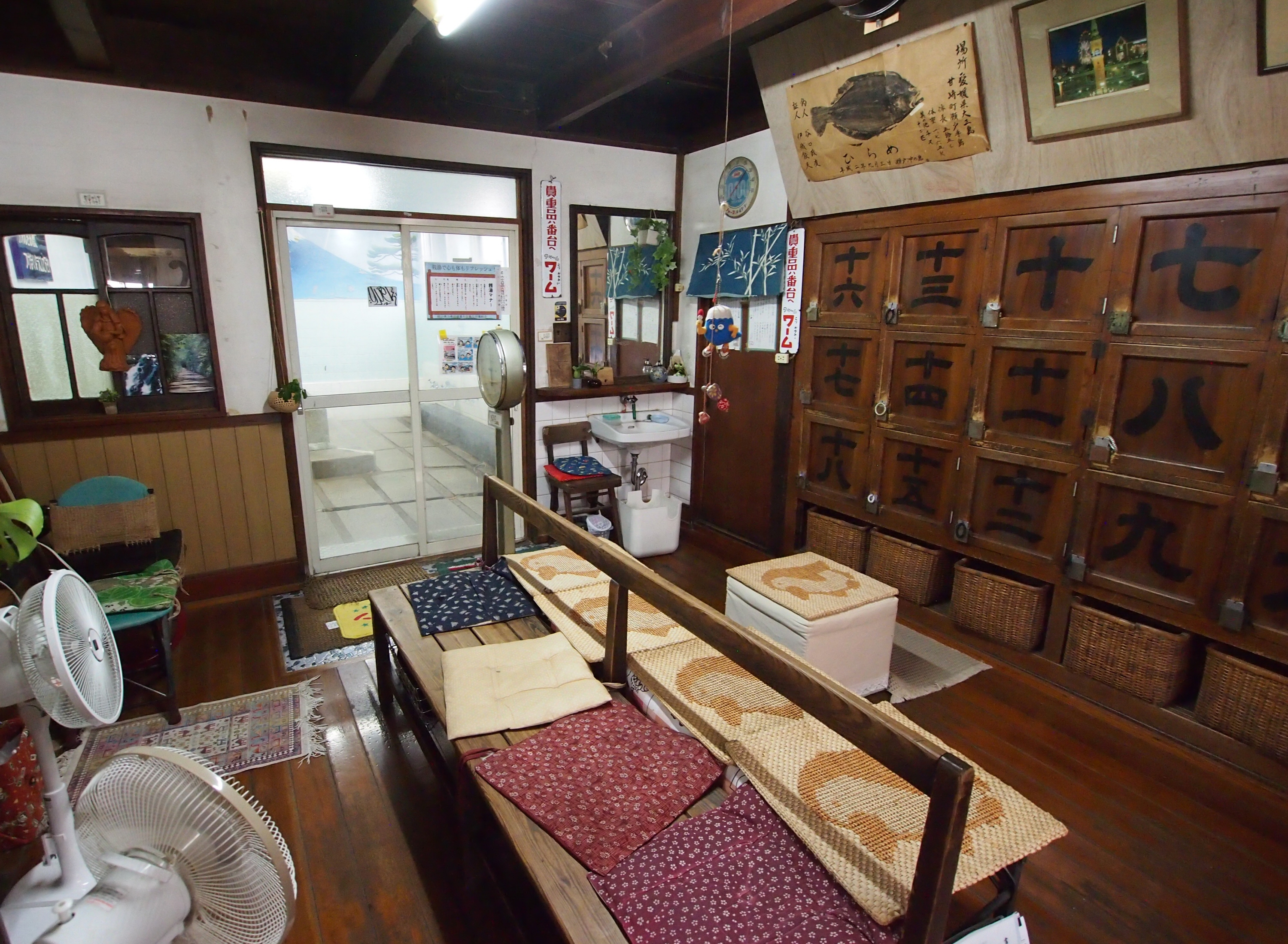 創業100年 岡山「えびす湯」は千鳥・大悟さんの故郷北木島の石を