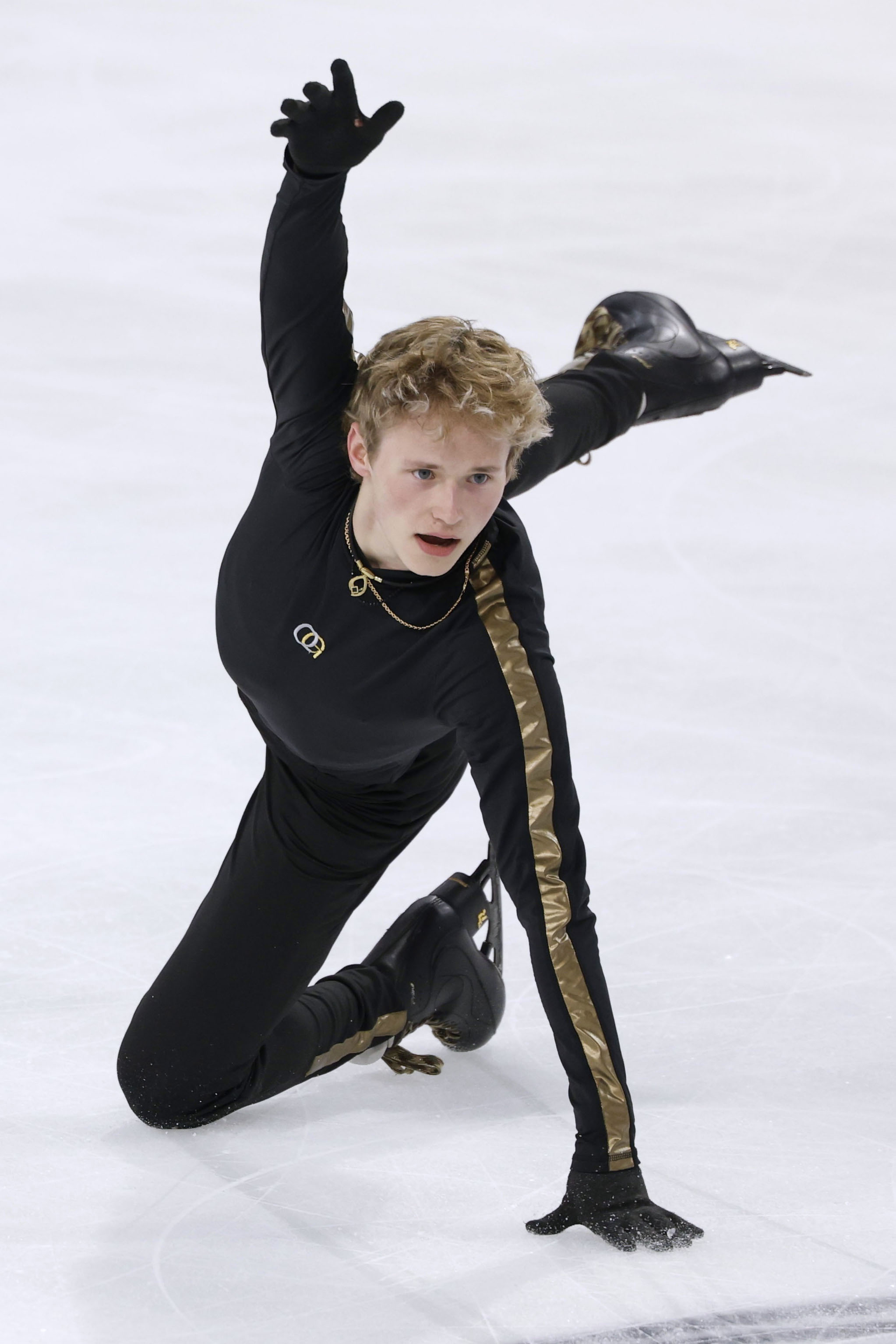 マリニン、難度下げ4A回避もSP首位発進 三浦佳生3位、壷井達也4位 GP