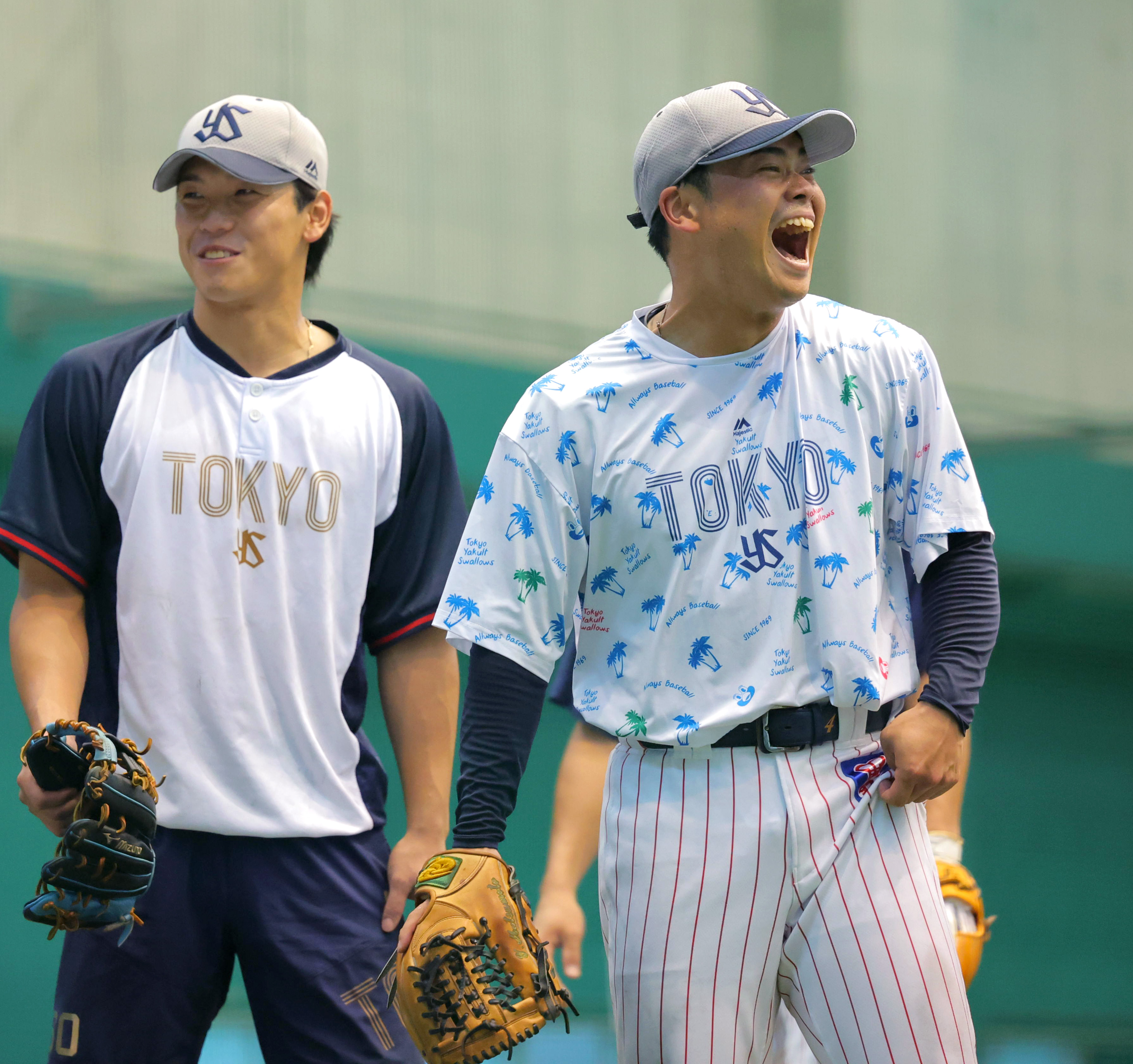 ヤクルトスワローズ　丸山和郁選手　実使用スパイク ヤクルトスワローズ 丸山和郁選手 実使用スパイク