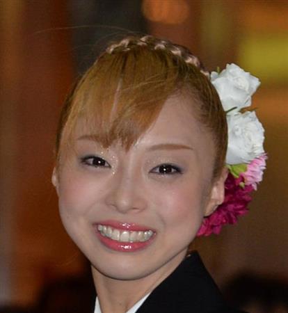 相武紗季の姉 音花ゆりが結婚 芸能活動は 休憩させて頂く事に決めました イザ