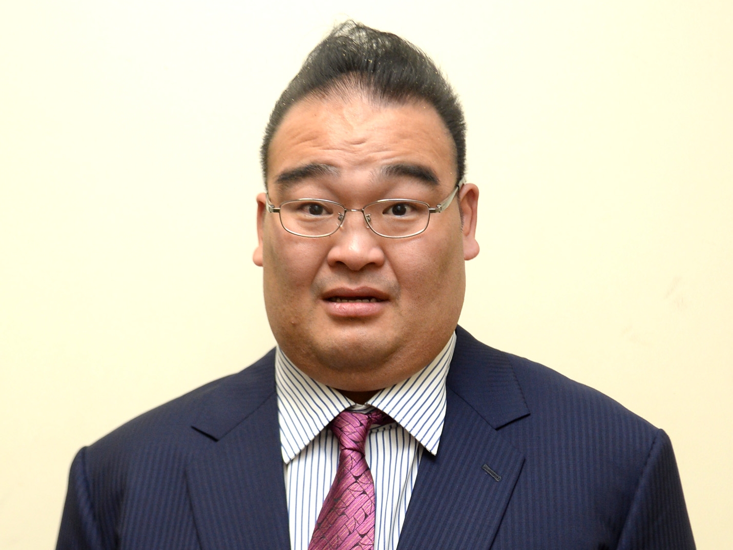 高見 盛 病気