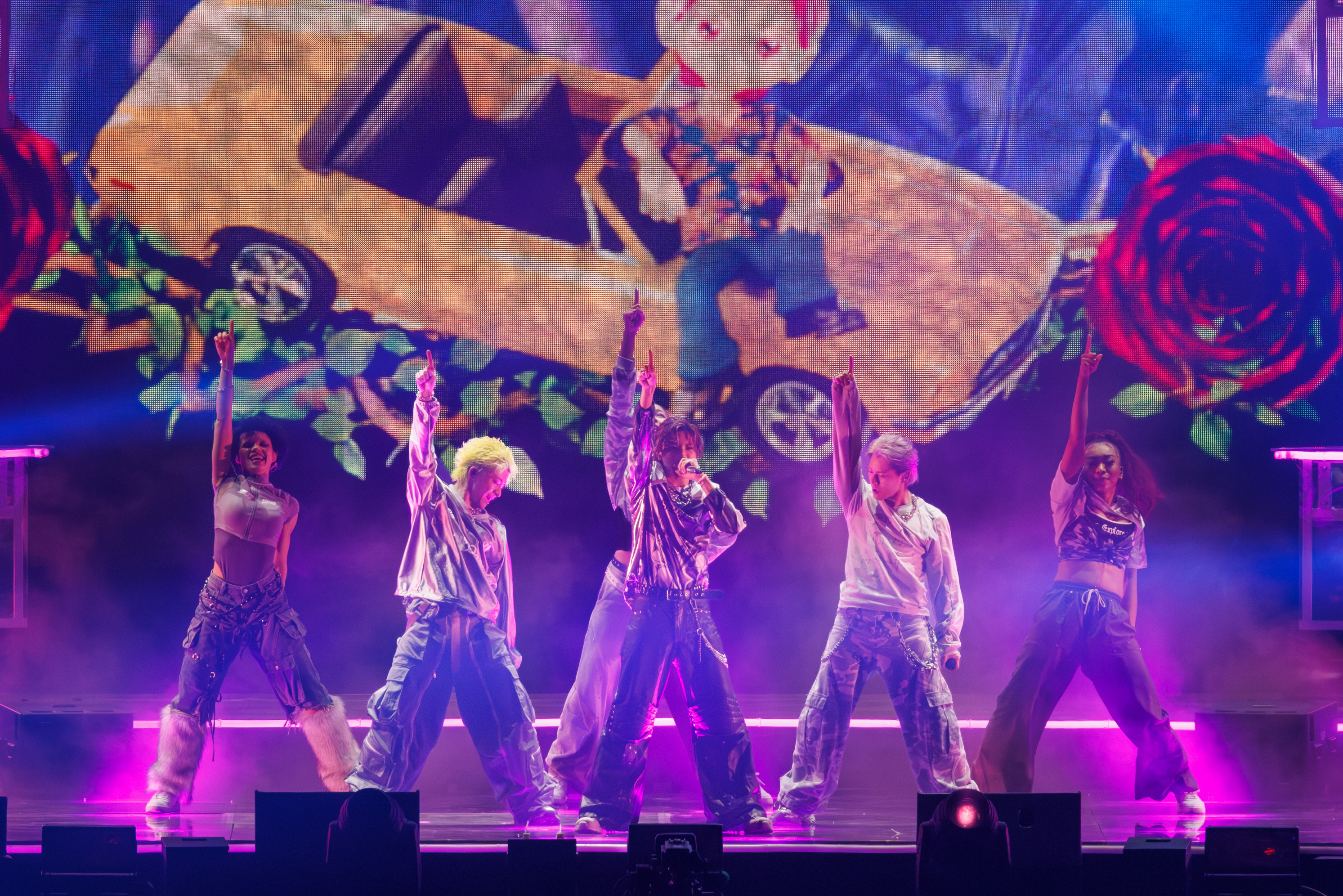 Number_i、全国ツアー完走 Xマス公演でメンバー3人がエピソード披露