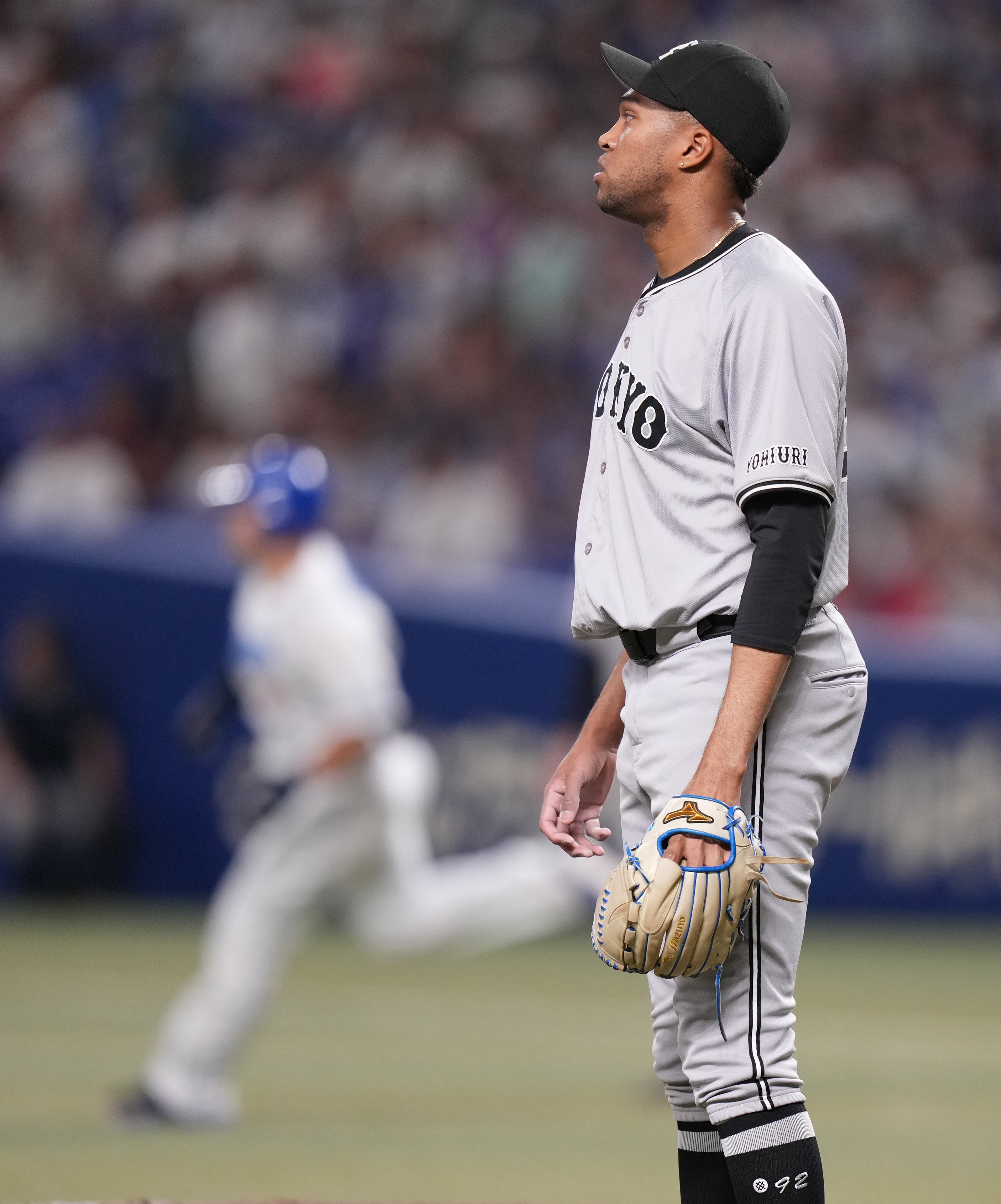 巨人 マルティネス 直筆NPB球 巨人・マルティネス 開幕30戦連続0封 NPB歴代3位浮上＆セ