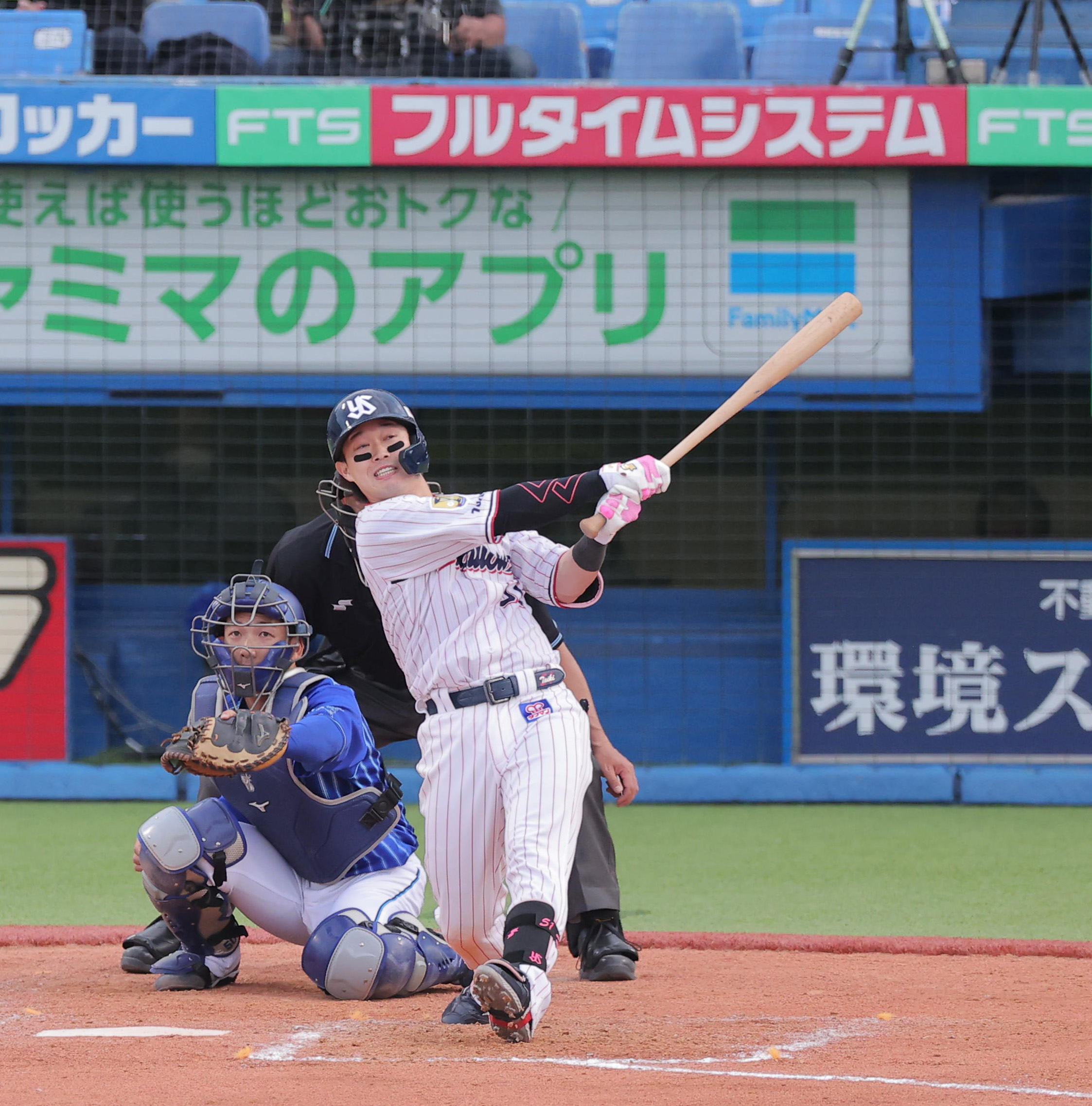 東京ヤクルトスワローズ 濱田太貴 選手 実使用 バッティンググローブ 支給 野球 東京ヤクルトスワローズ 濱田太貴 選手 実使用 バッティング