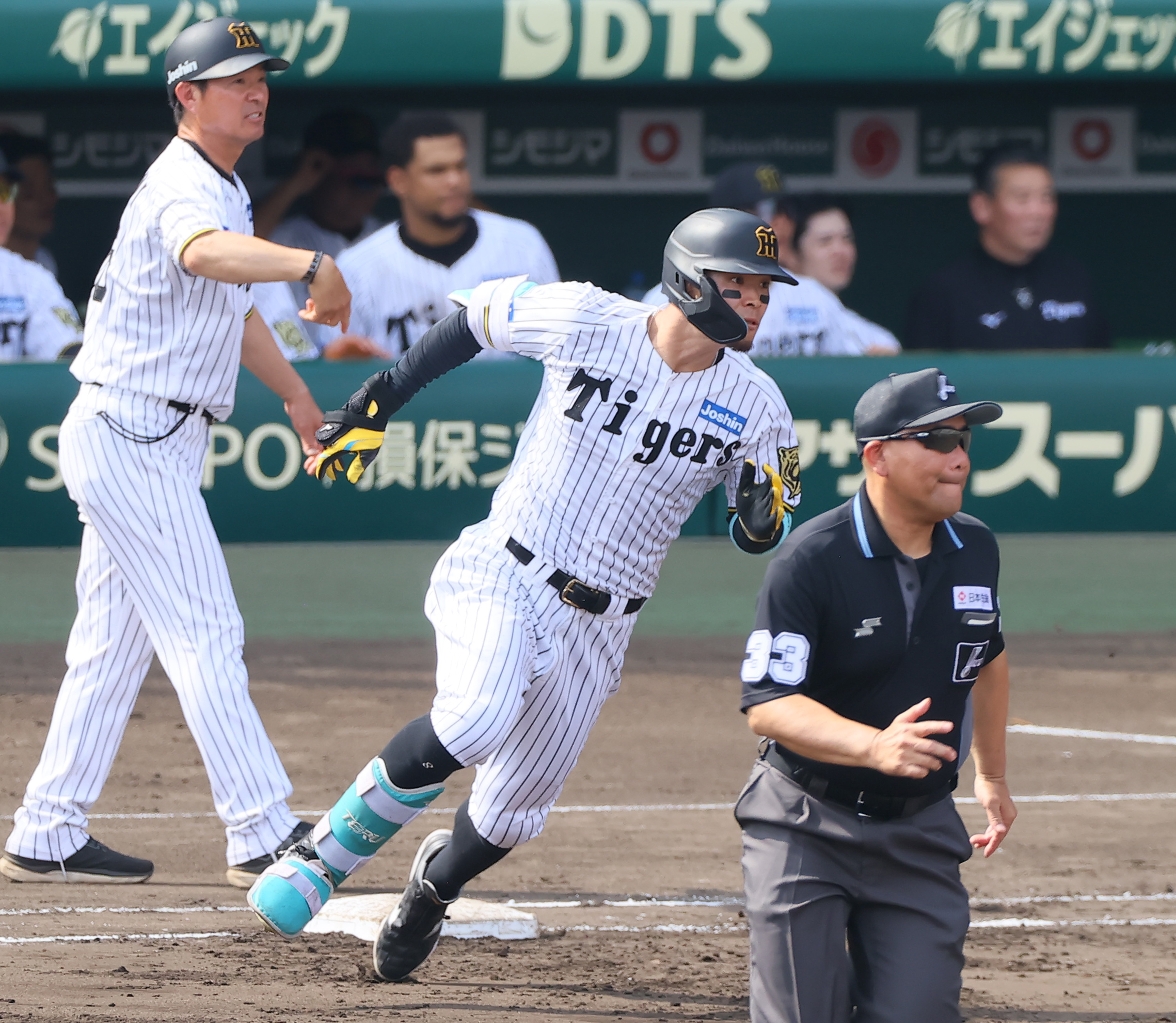 阪神・佐藤輝、〝鉄人〟金本知憲氏からのエールに「頑張りたい