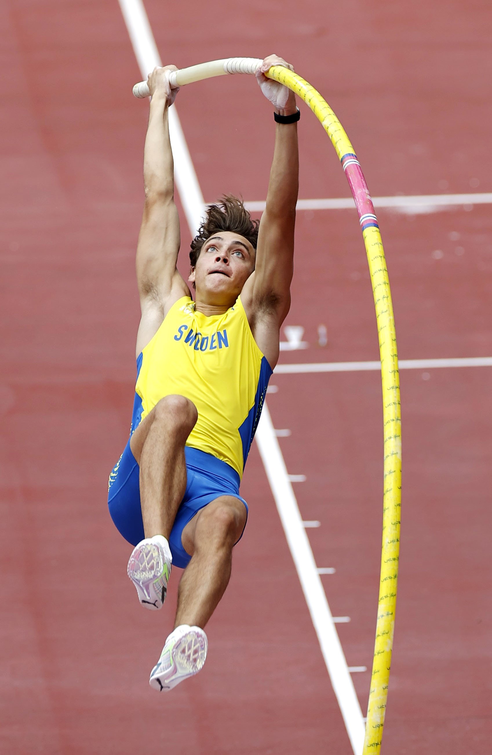 男子棒高跳びデュプランティスが世界新記録 ６メートル１９ 産経ニュース
