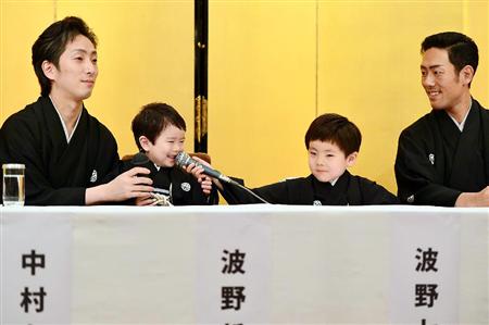 勘九郎の長男と次男 来年初舞台 七之助 いい歌舞伎役者になる サンスポ