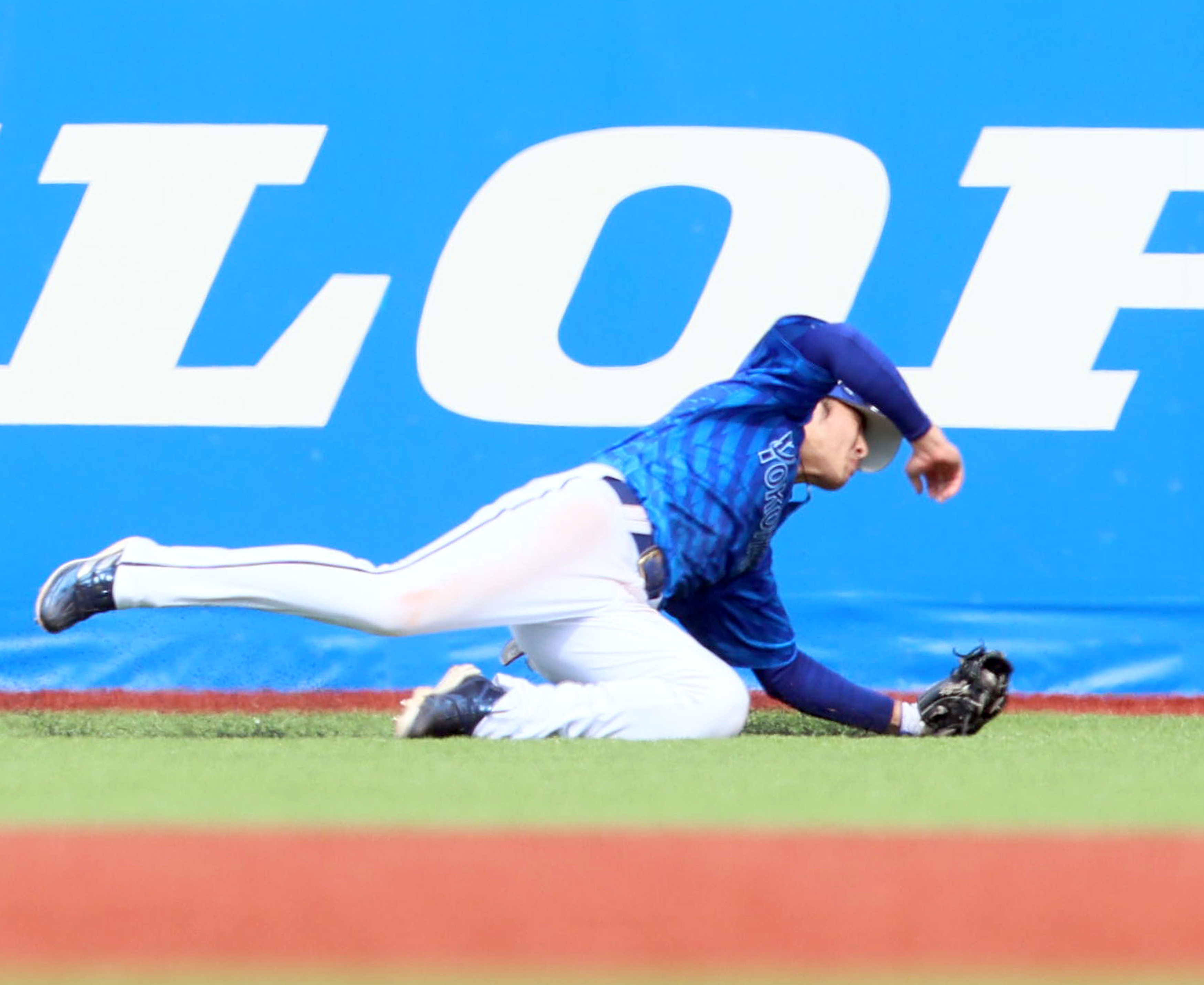 DeNA・度会隆輝、V打＆スーパーキャッチ！ 4出塁で今季初4連勝に貢献